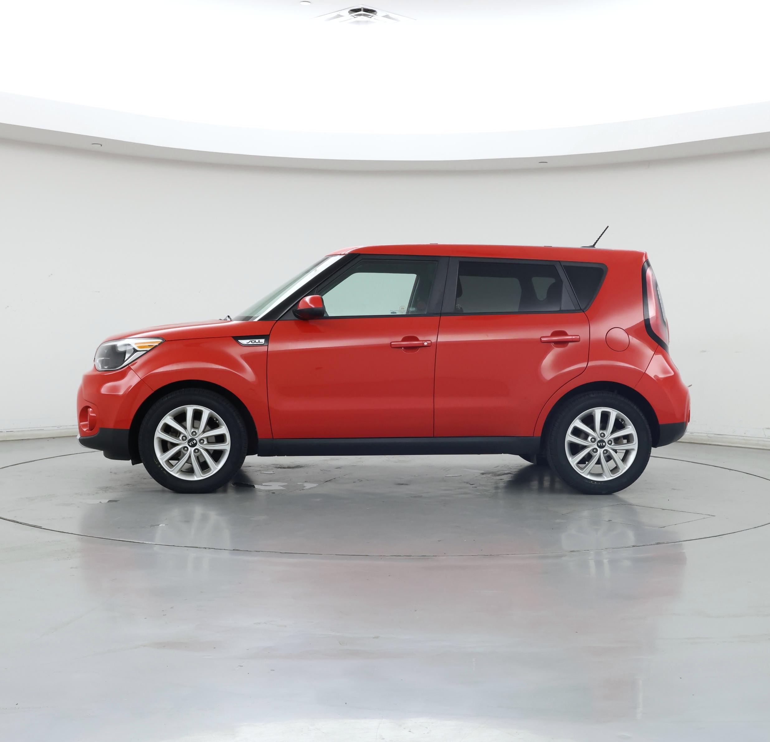 Thumbnail: 2018 Kia Soul - 3