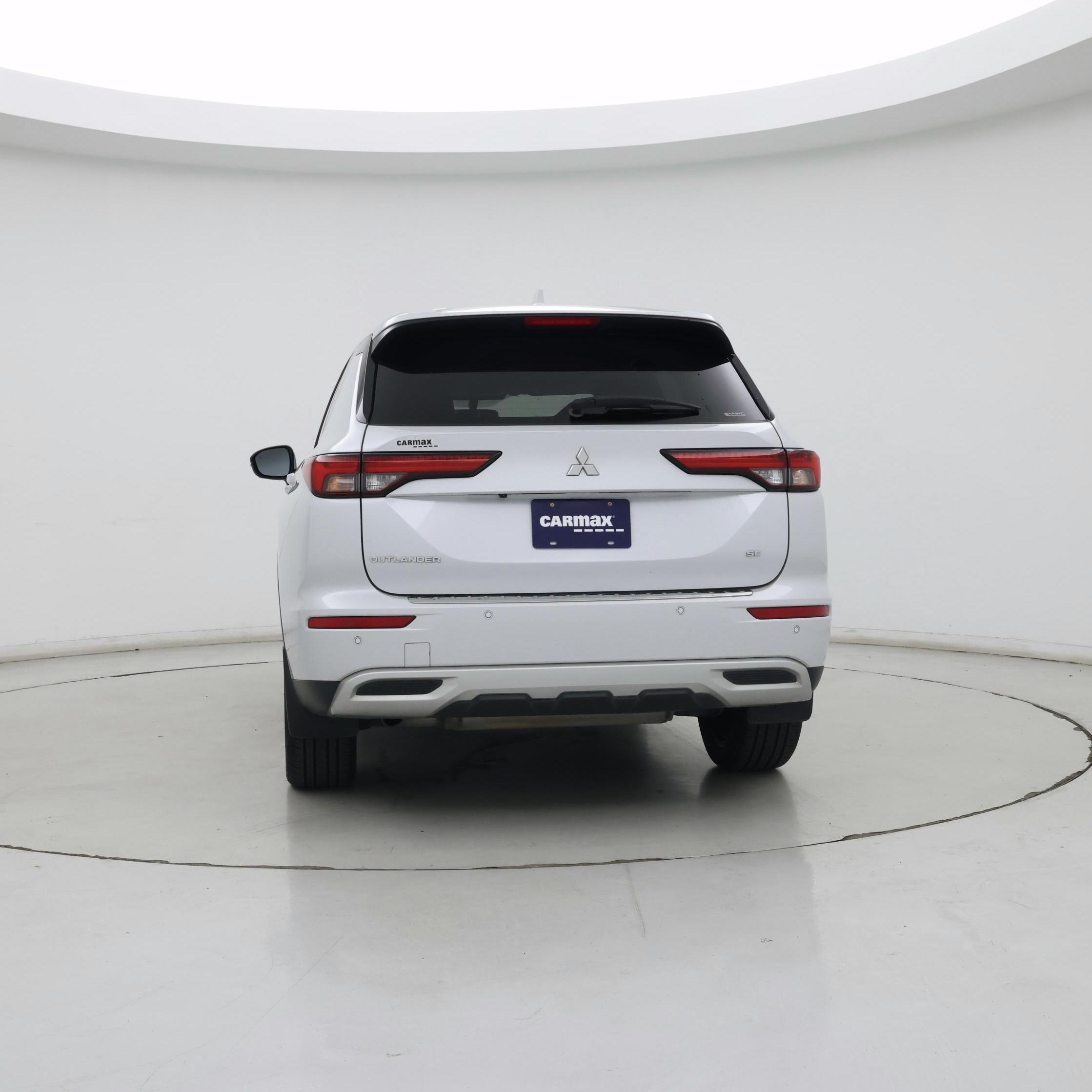 Thumbnail: 2022 Mitsubishi Outlander - 6