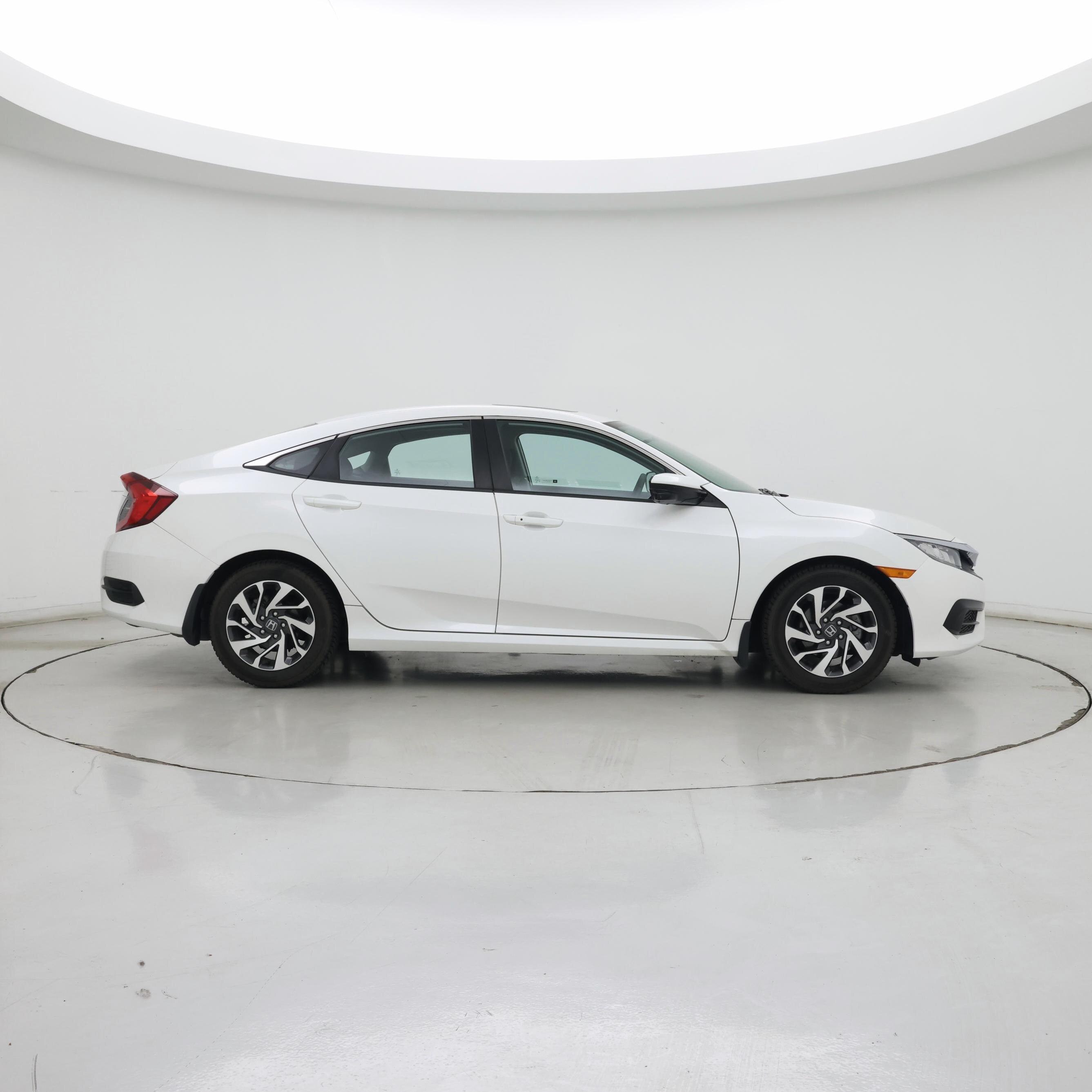 Thumbnail: 2016 Honda Civic - 7