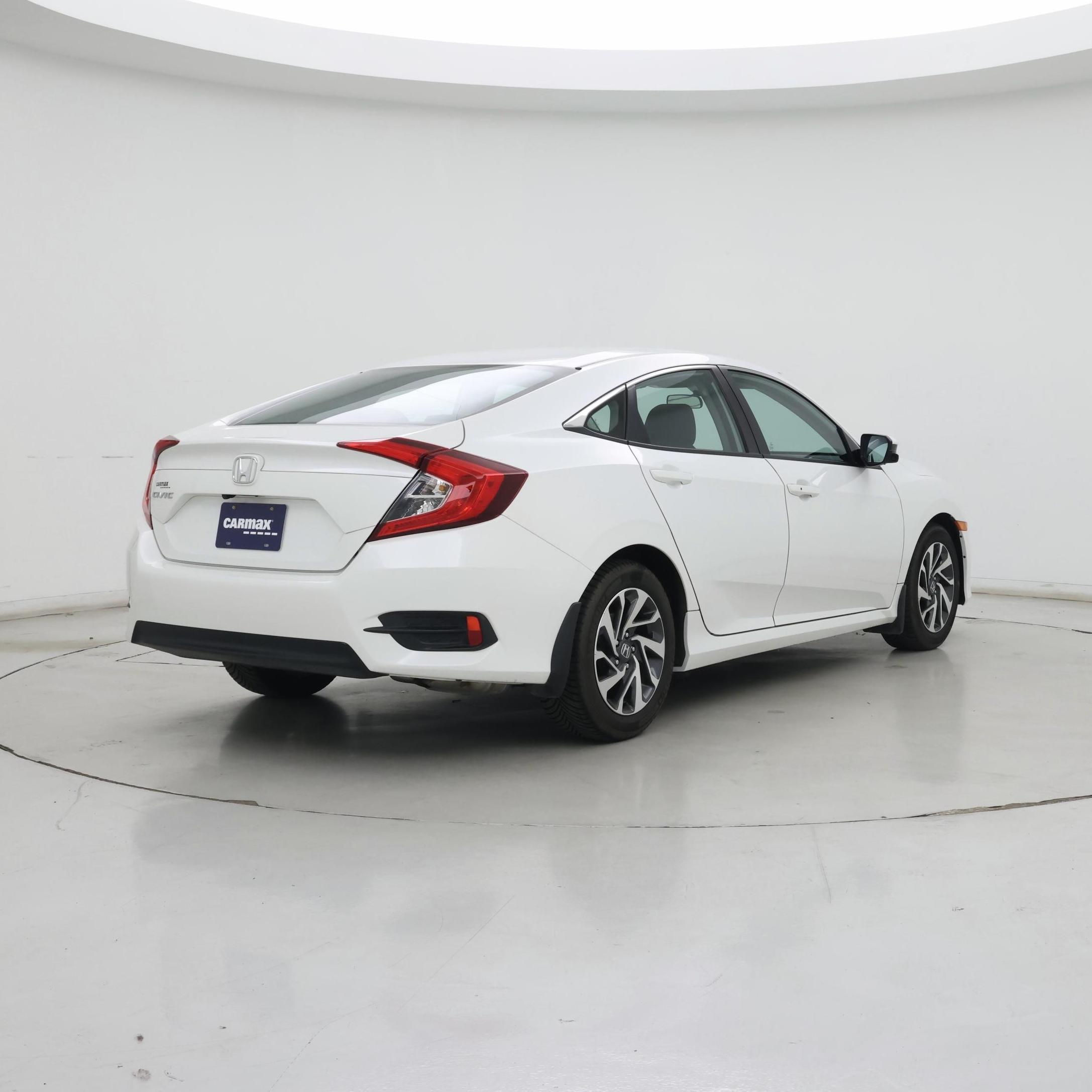 Thumbnail: 2016 Honda Civic - 8