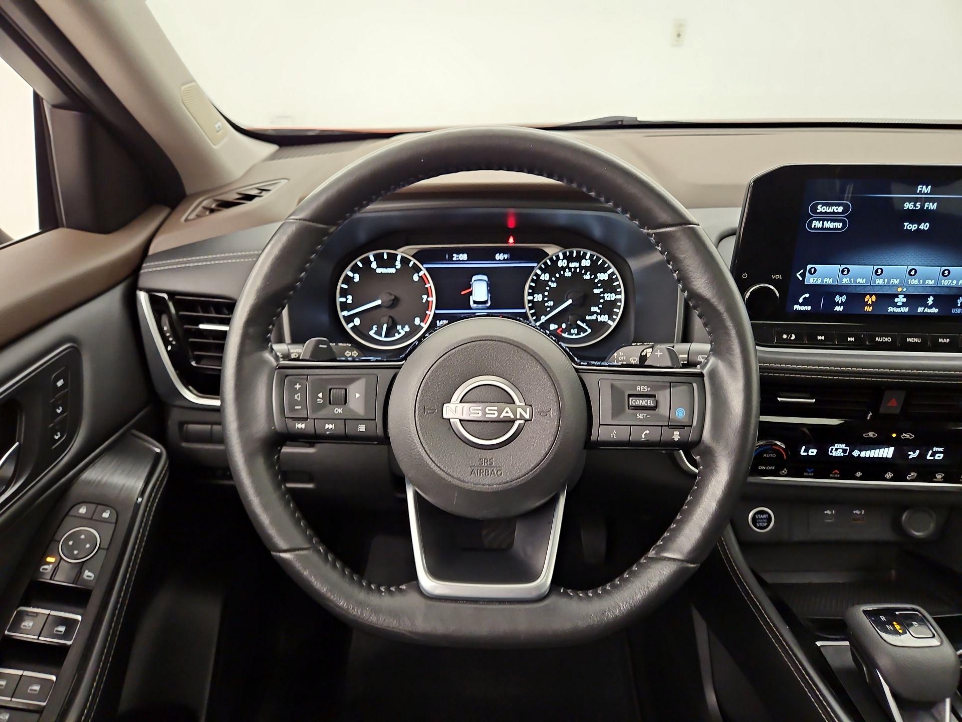 Thumbnail: 2022 Nissan Rogue - 10