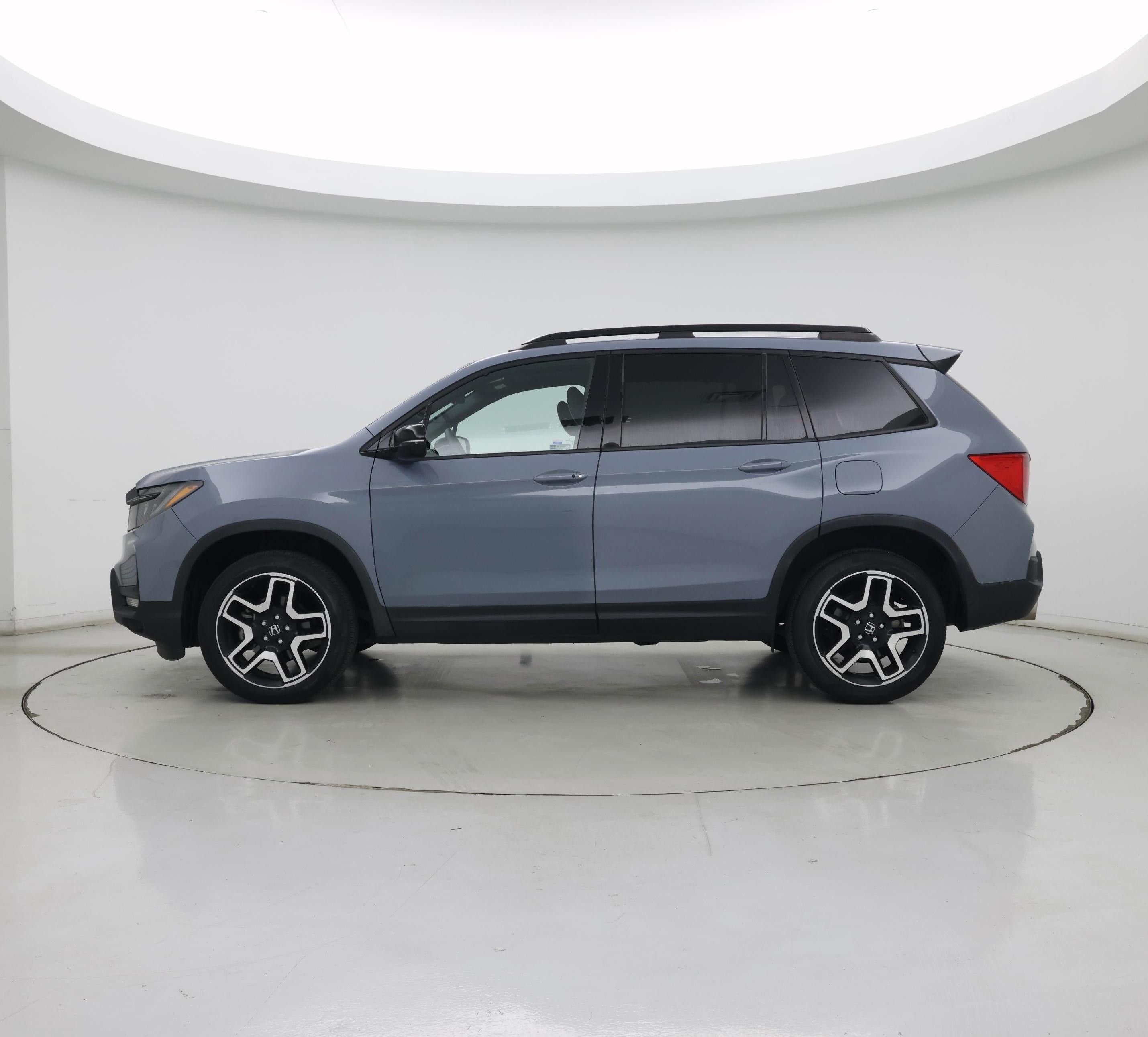 Thumbnail: 2022 Honda Passport - 3