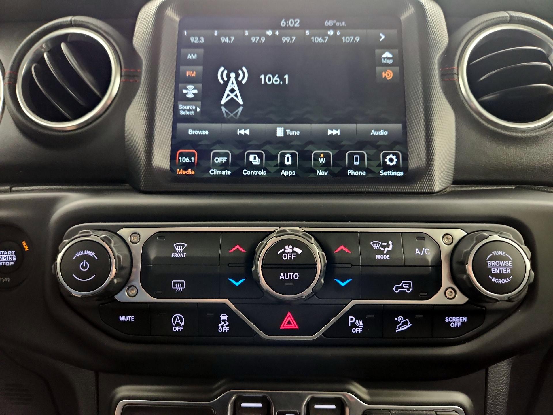 Thumbnail: 2020 Jeep Wrangler - 17