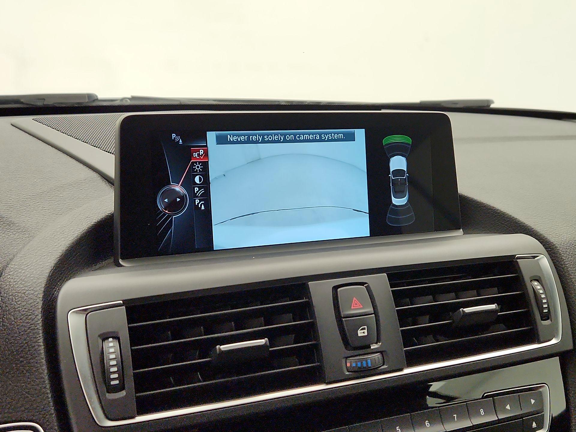 Thumbnail: 2016 BMW 2 Series - 15