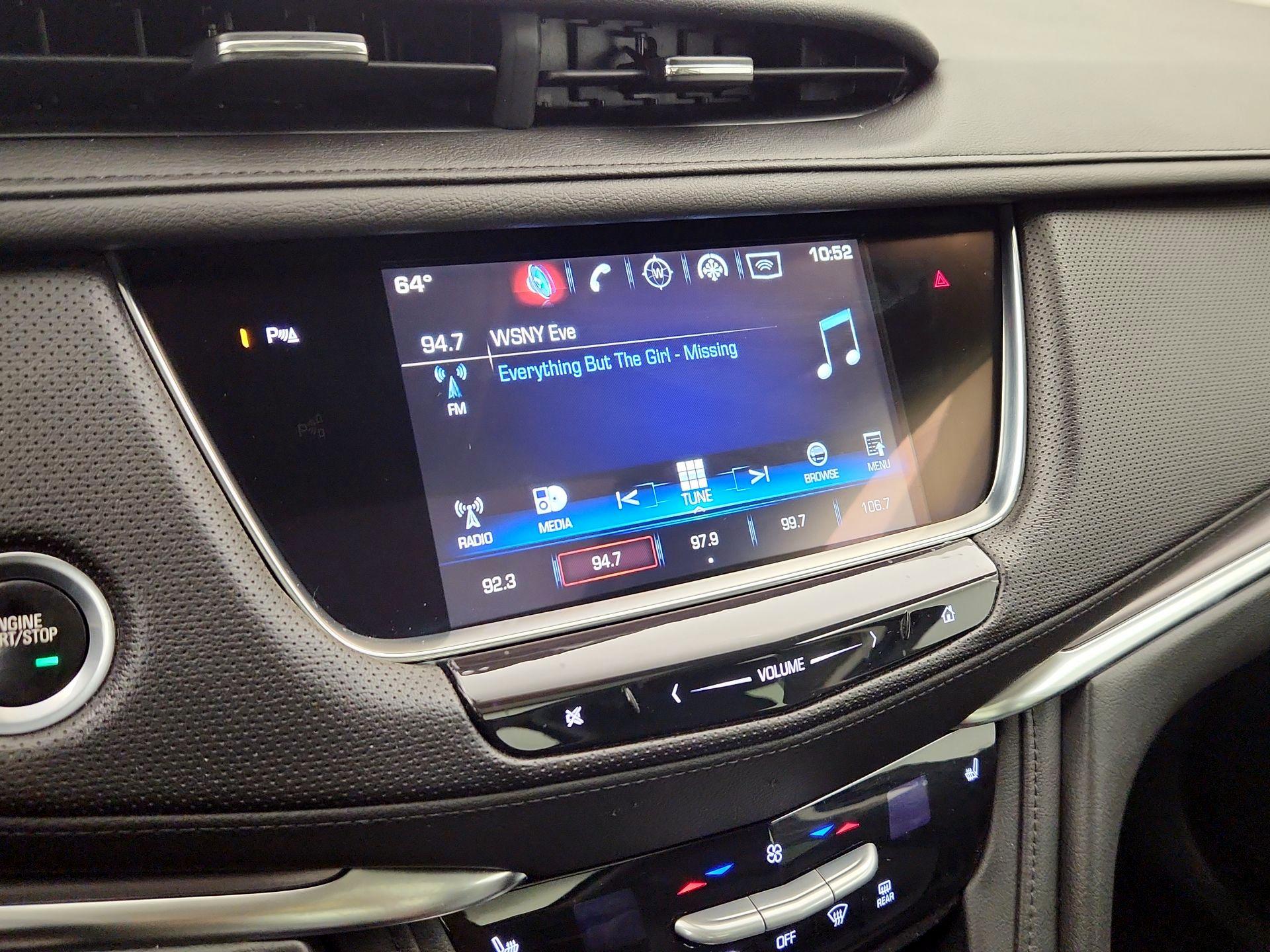 Thumbnail: 2017 Cadillac XT5 - 15