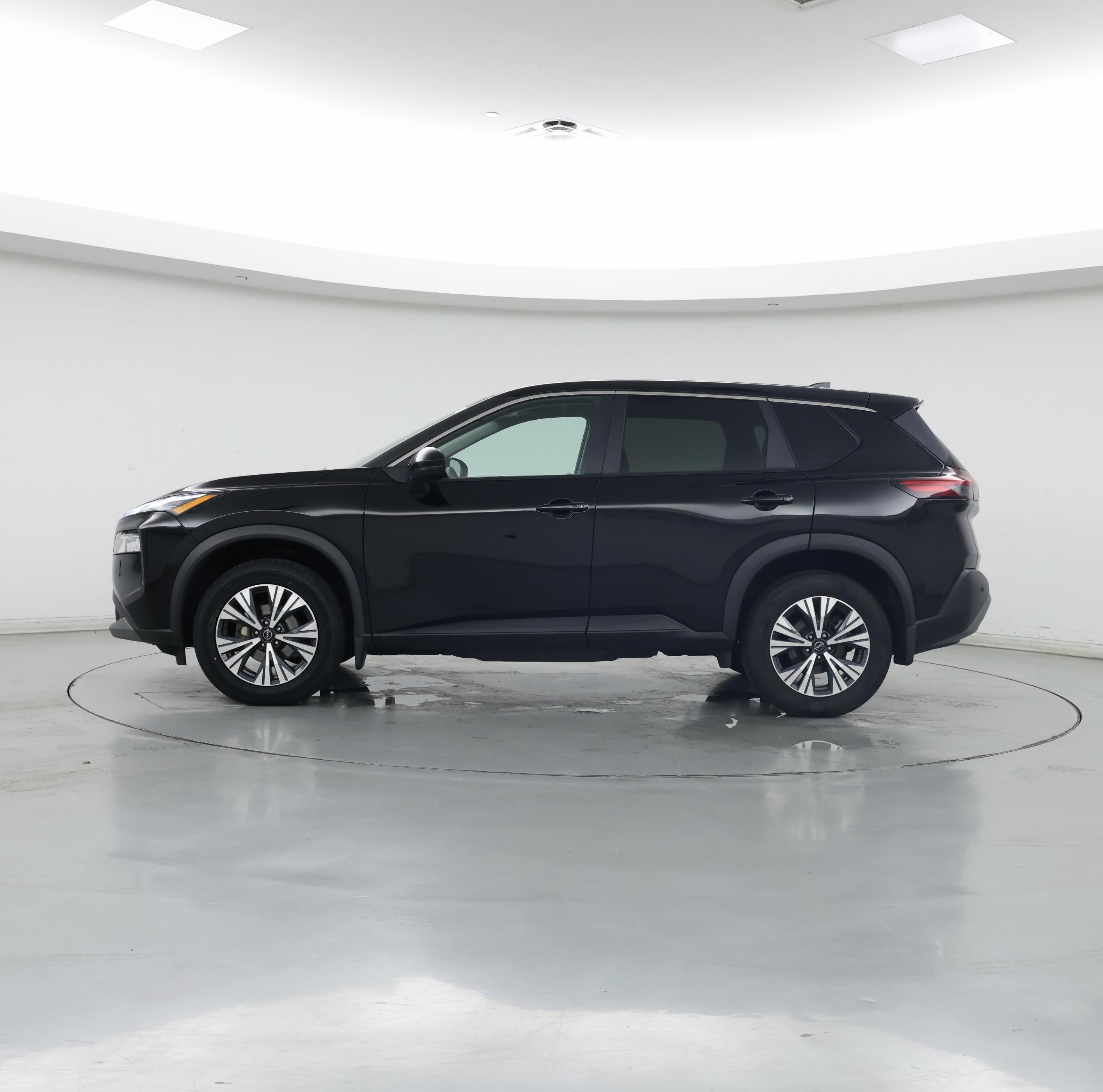 Thumbnail: 2022 Nissan Rogue - 3