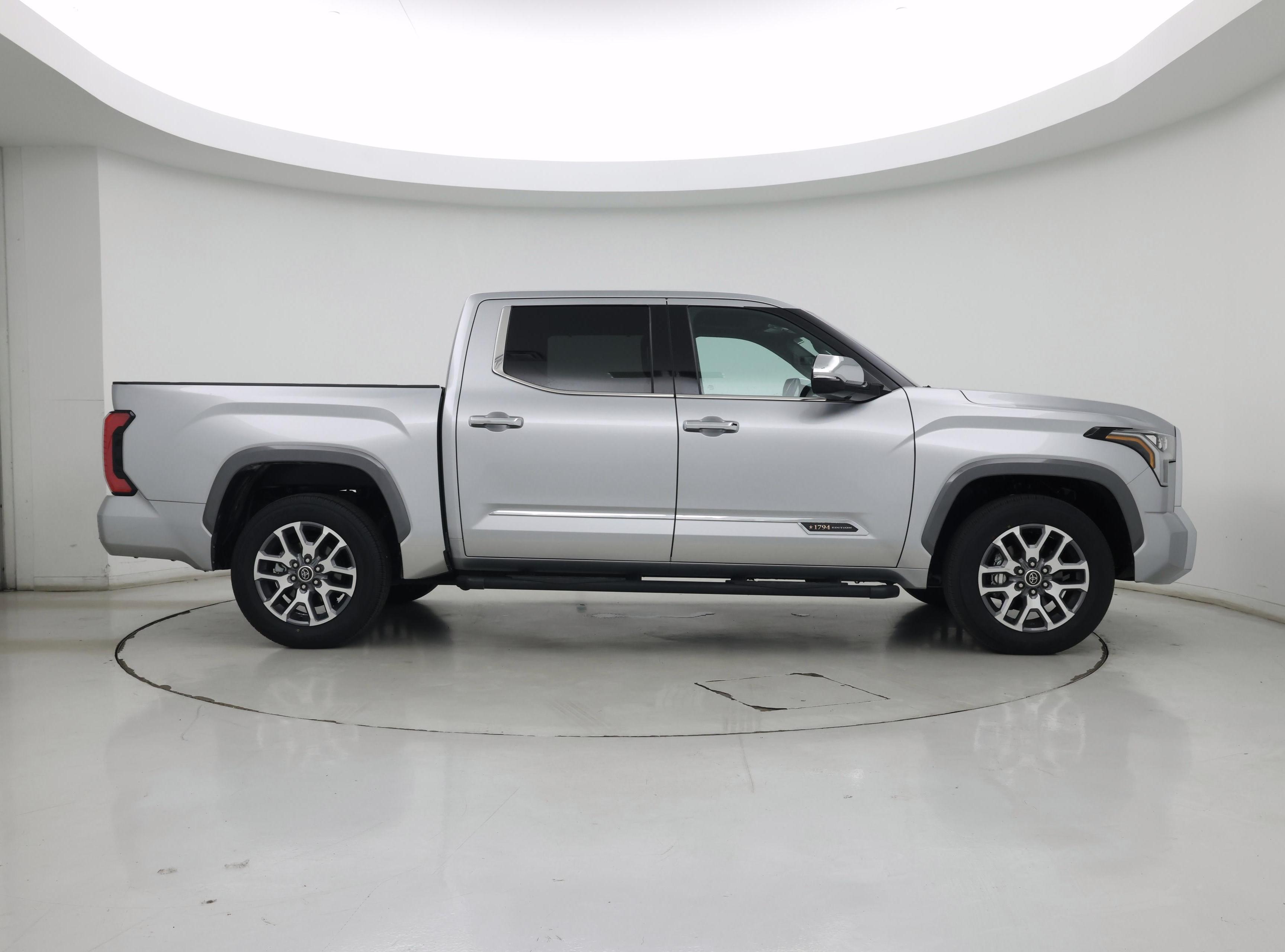 Thumbnail: 2023 Toyota Tundra - 7