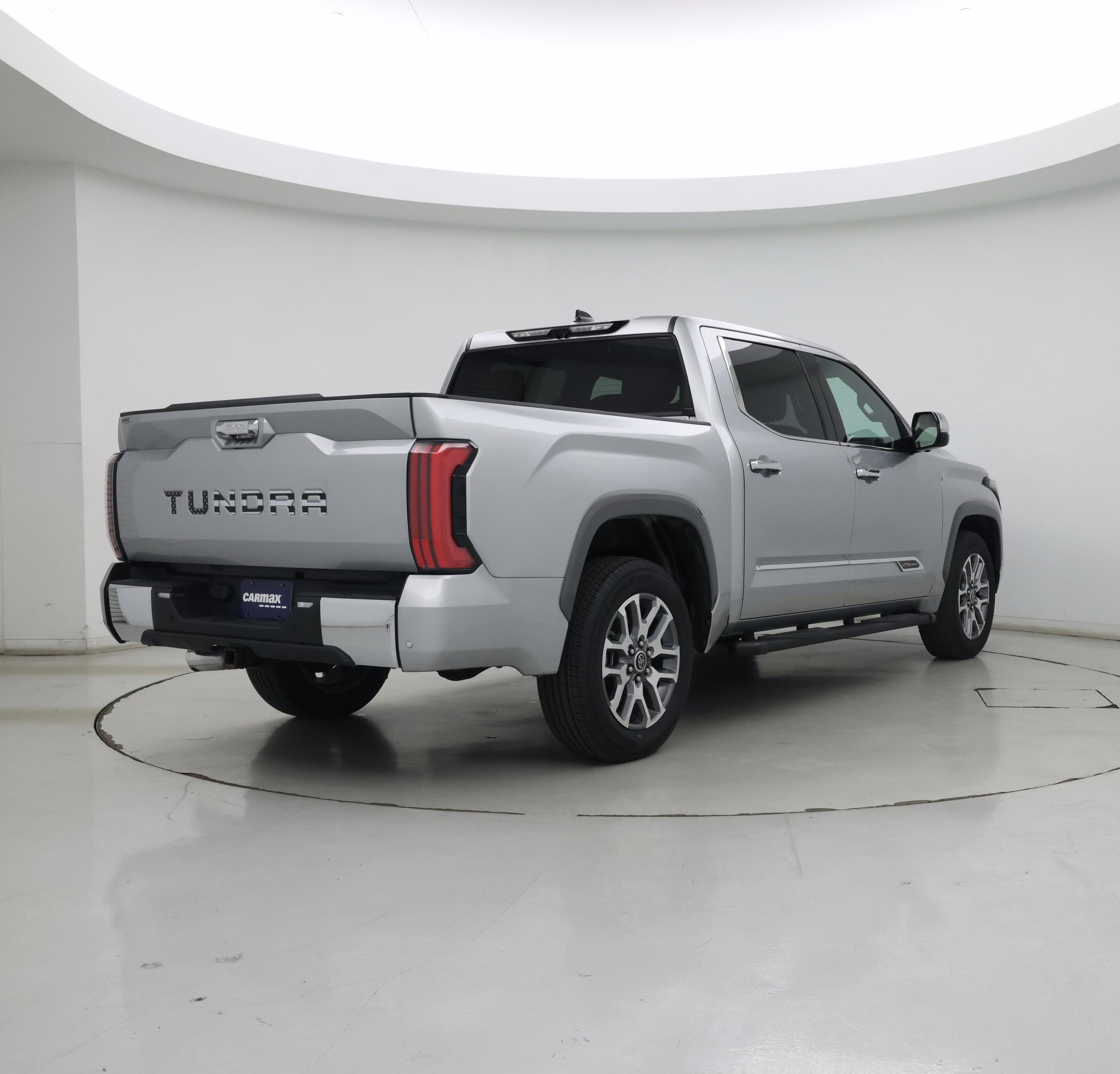 Thumbnail: 2023 Toyota Tundra - 8