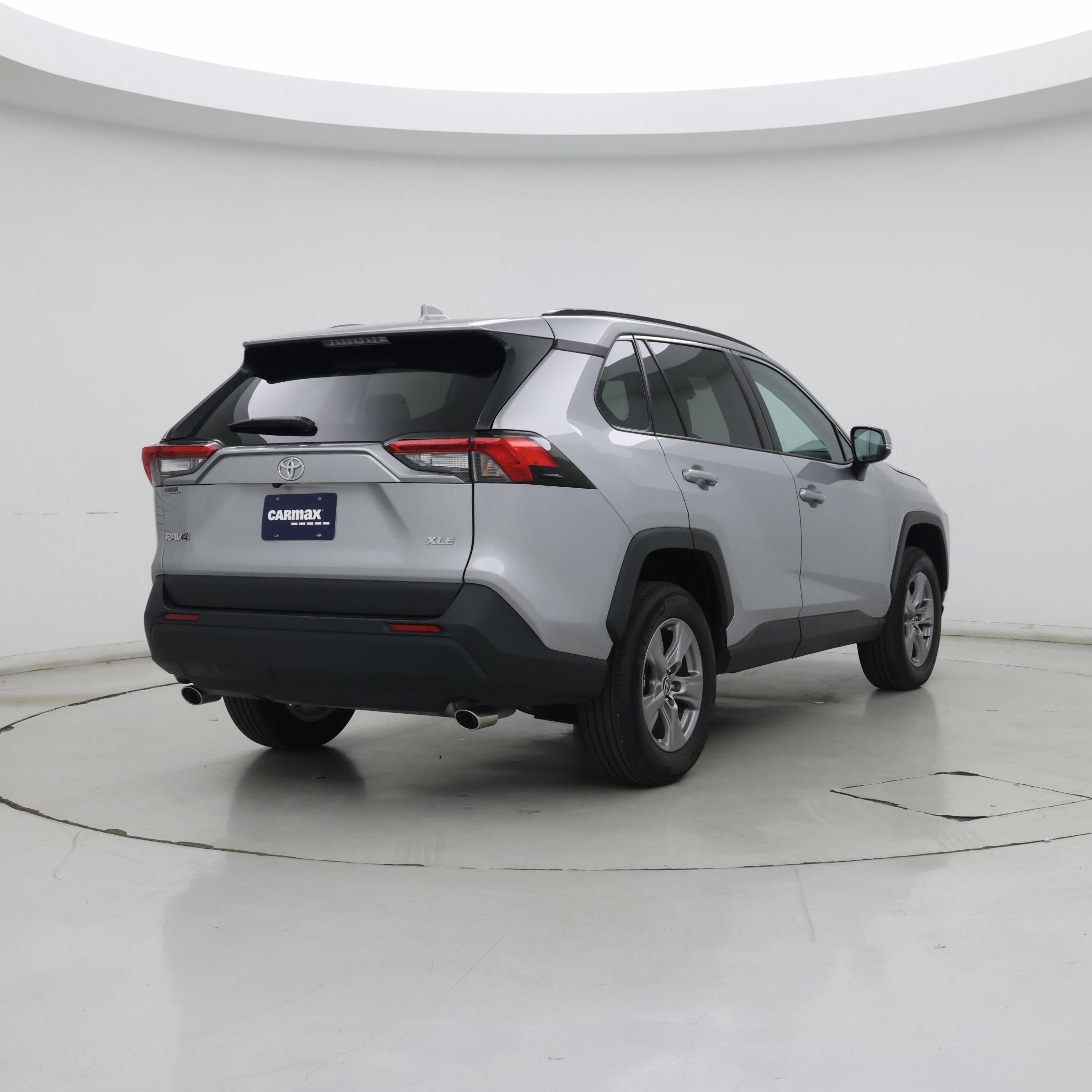 Thumbnail: 2024 Toyota RAV4 - 8