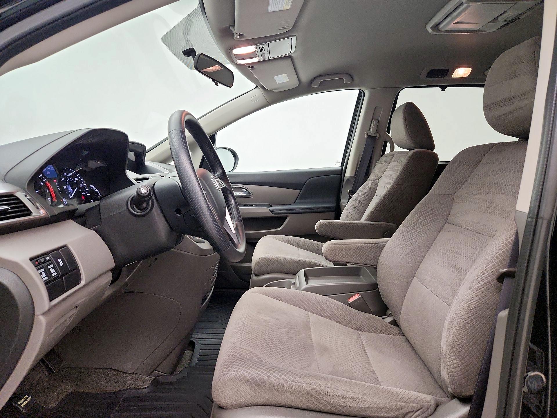 Thumbnail: 2016 Honda Odyssey - 11