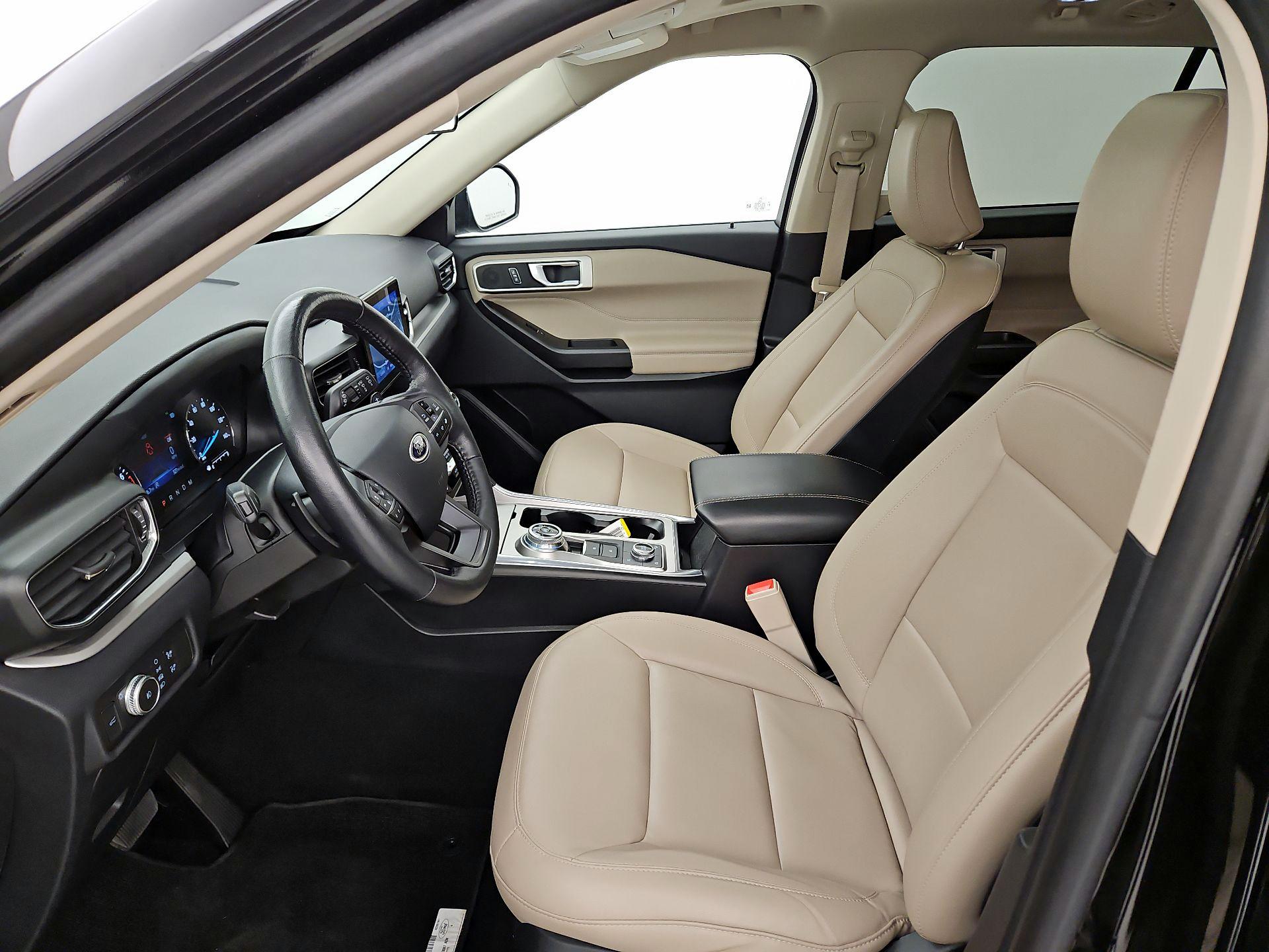Thumbnail: 2020 Ford Explorer - 11
