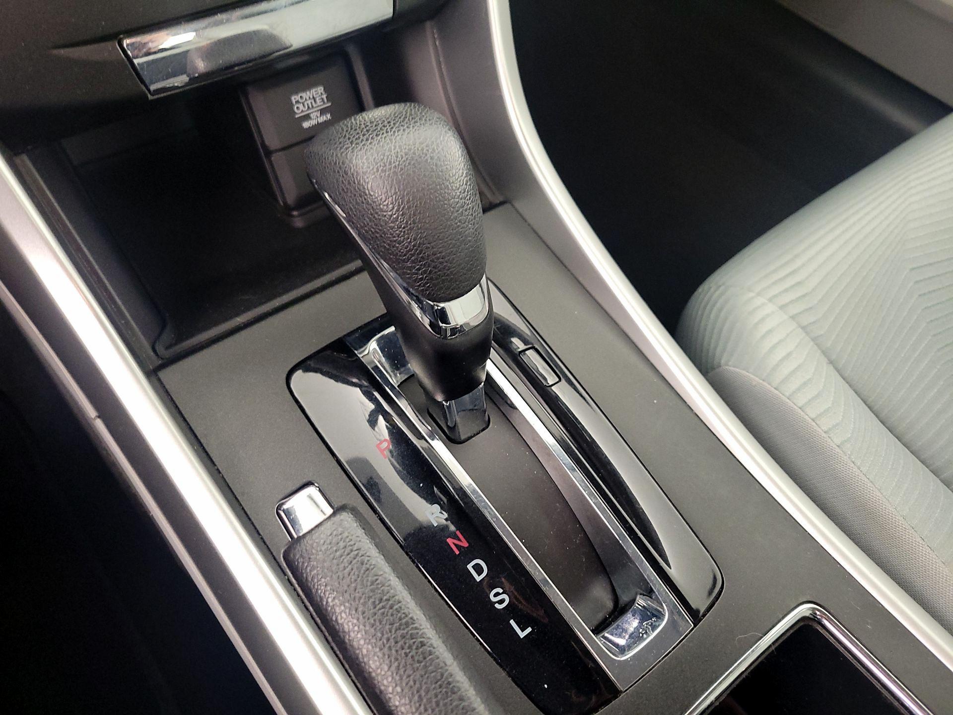 Thumbnail: 2014 Honda Accord - 17