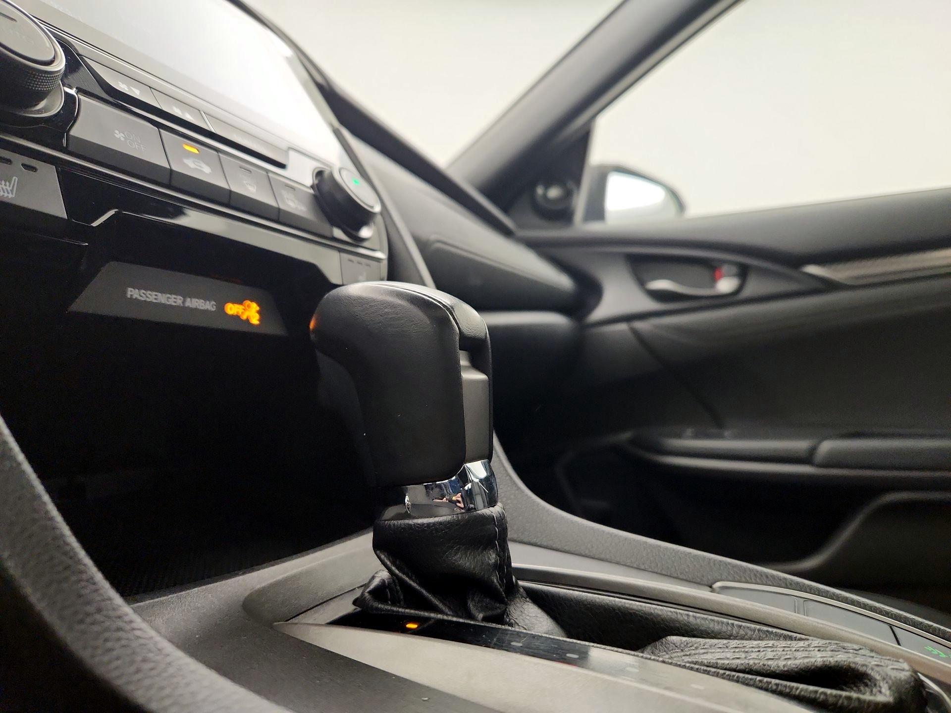 Thumbnail: 2019 Honda Civic - 18