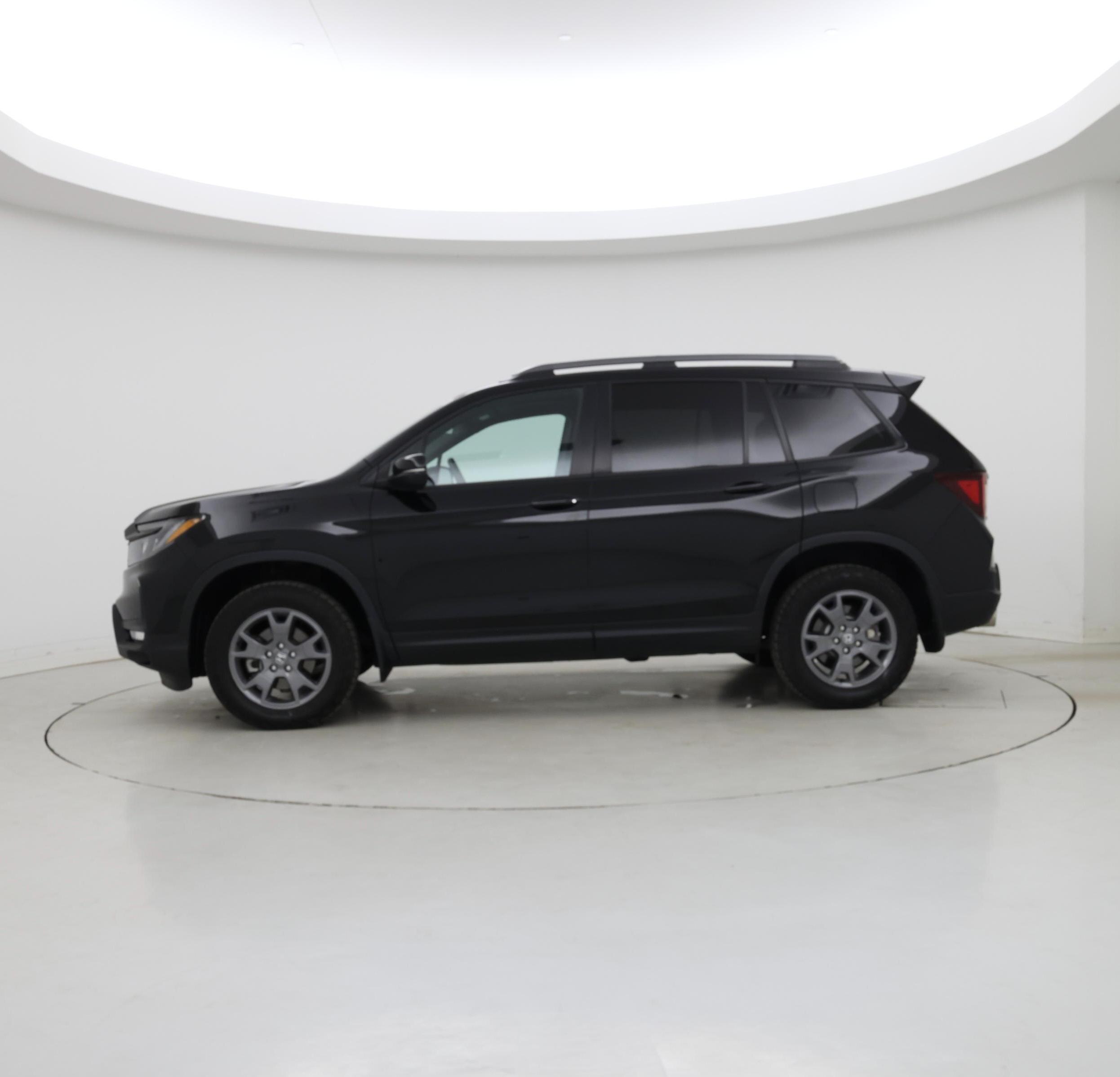 Thumbnail: 2025 Honda Passport - 3