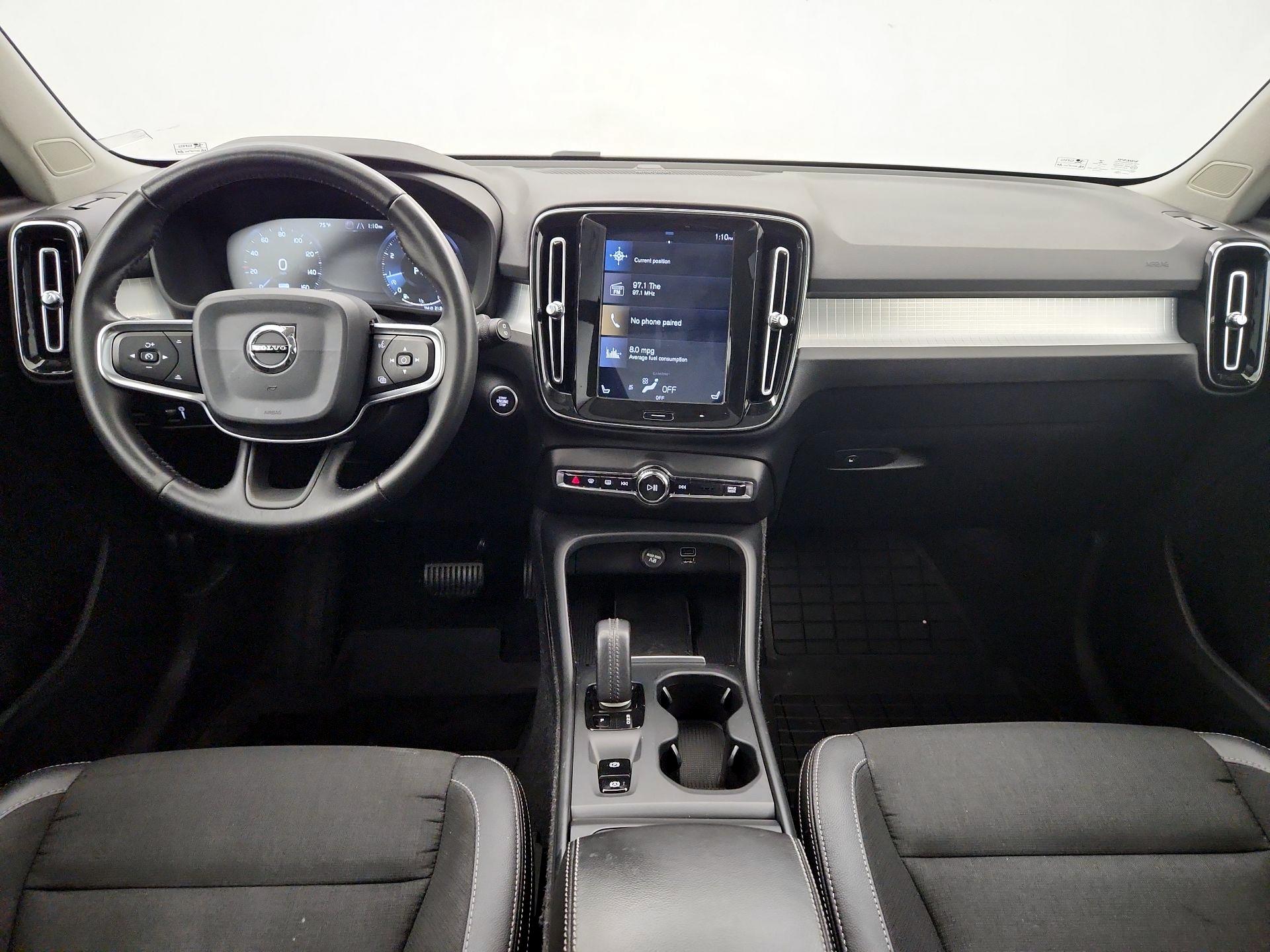 Thumbnail: 2020 Volvo XC40 - 9