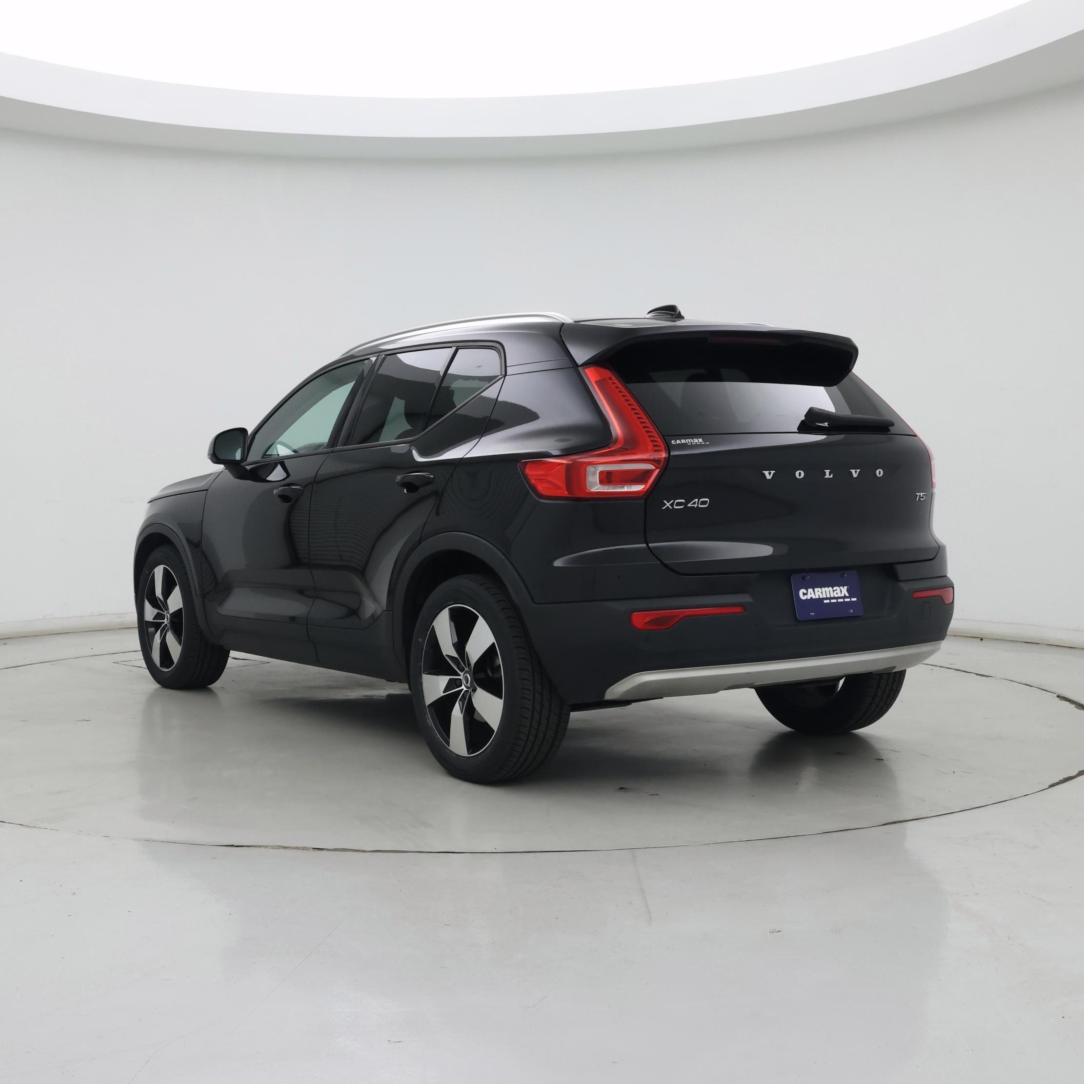 Thumbnail: 2020 Volvo XC40 - 2