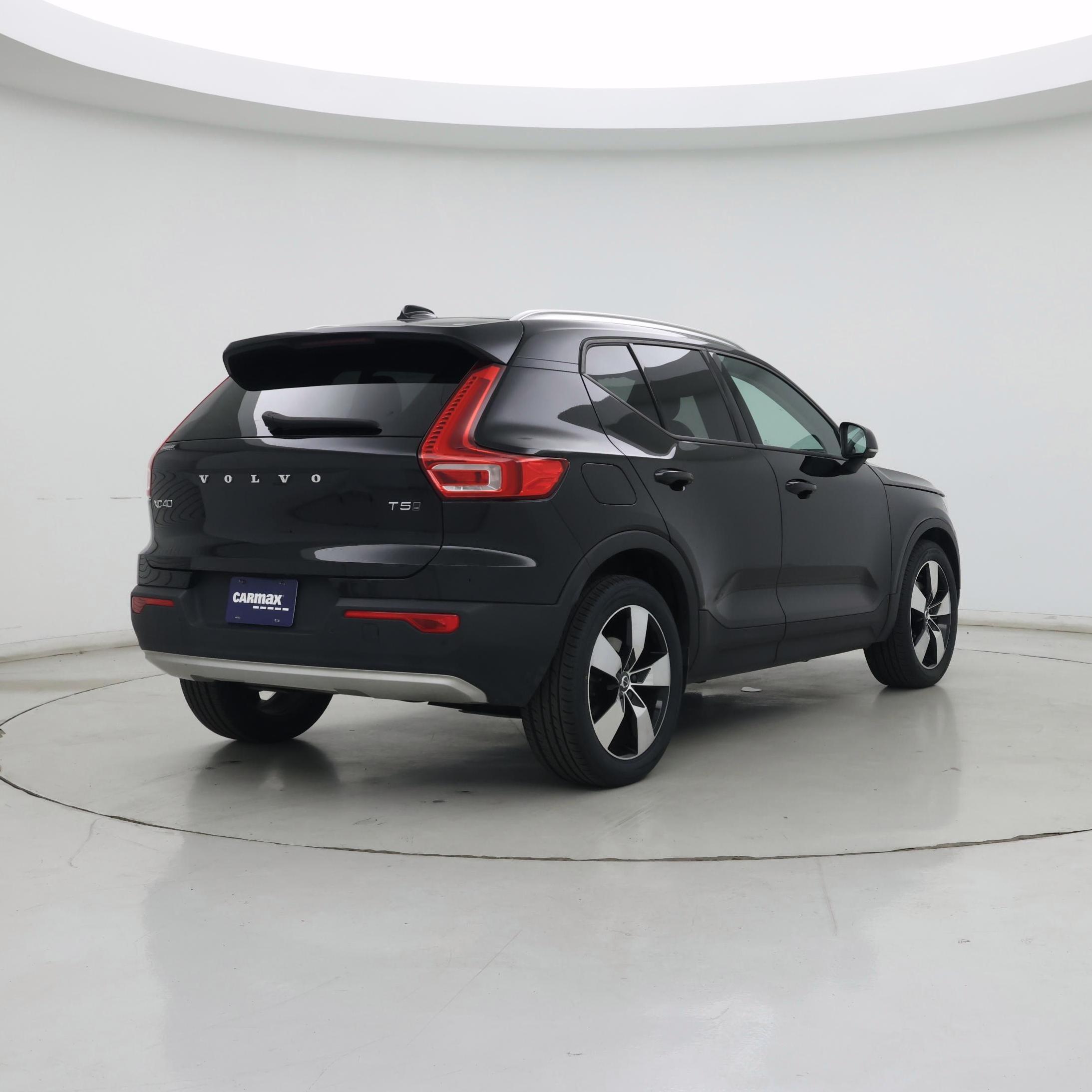 Thumbnail: 2020 Volvo XC40 - 8
