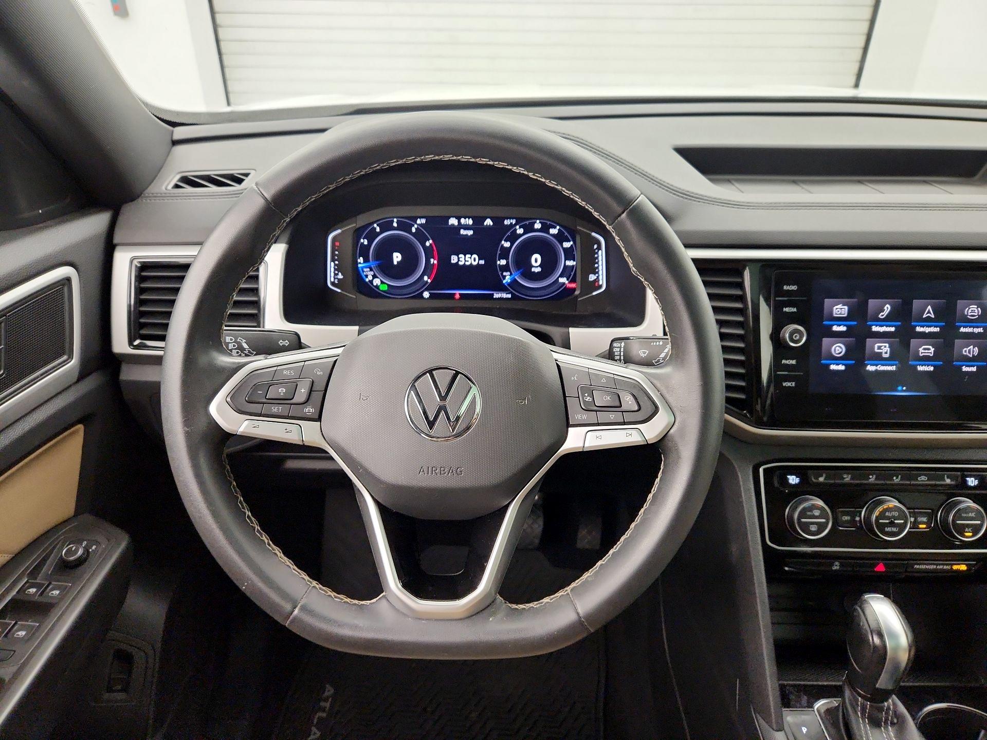 Thumbnail: 2023 Volkswagen Atlas - 10