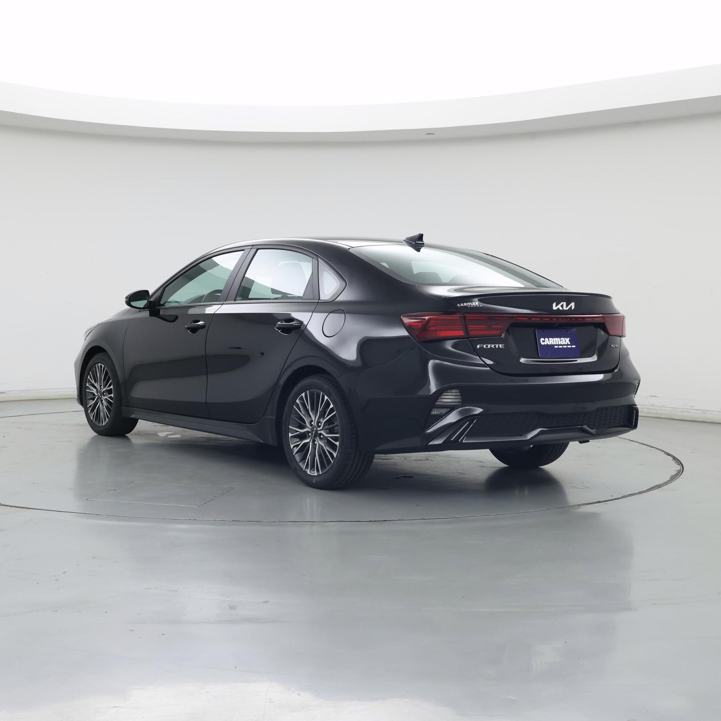 Thumbnail: 2022 Kia Forte - 2