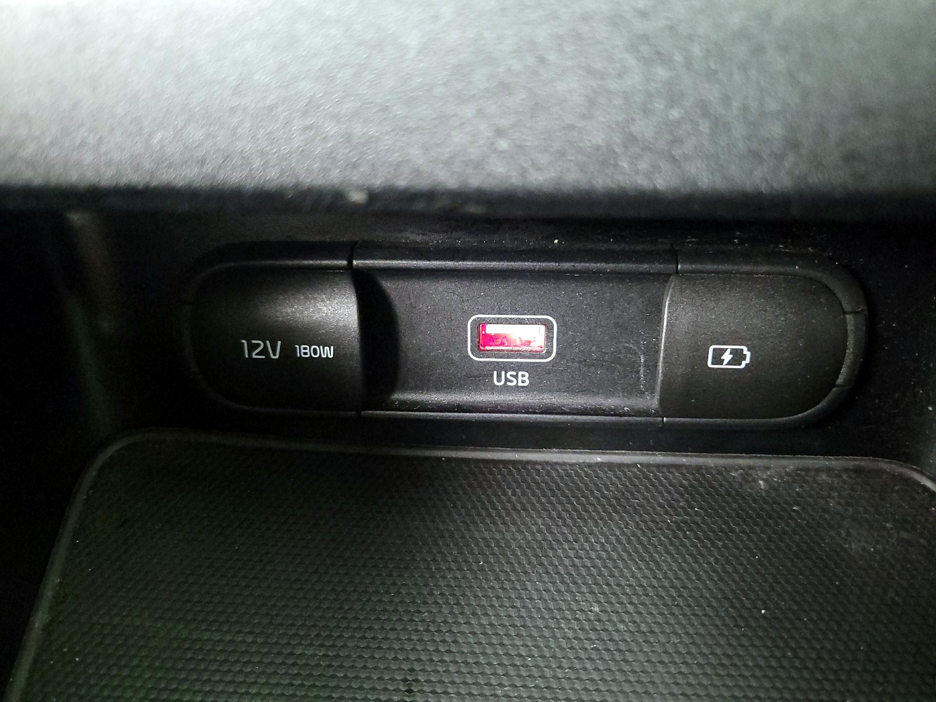 Thumbnail: 2022 Kia Forte - 19