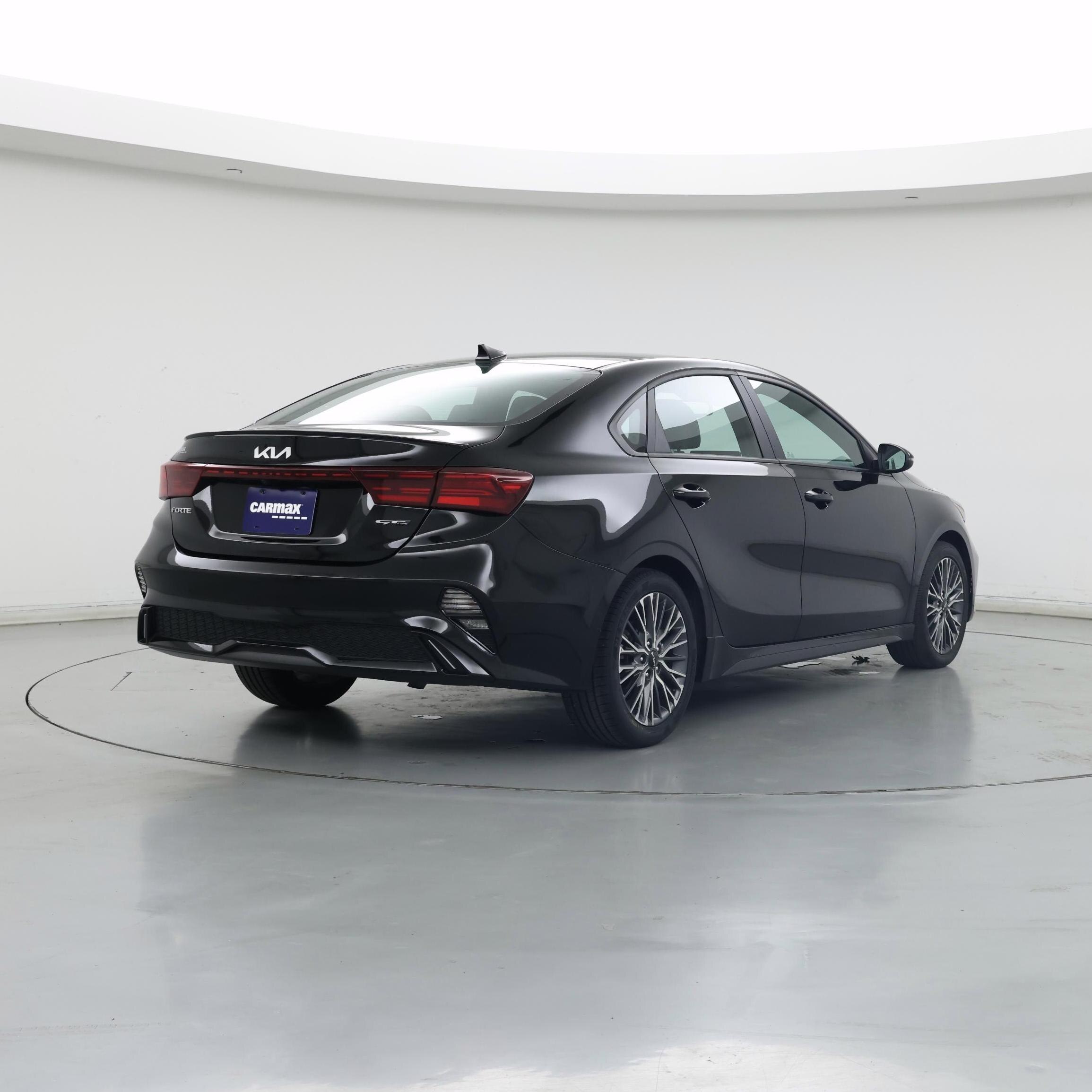 Thumbnail: 2022 Kia Forte - 8