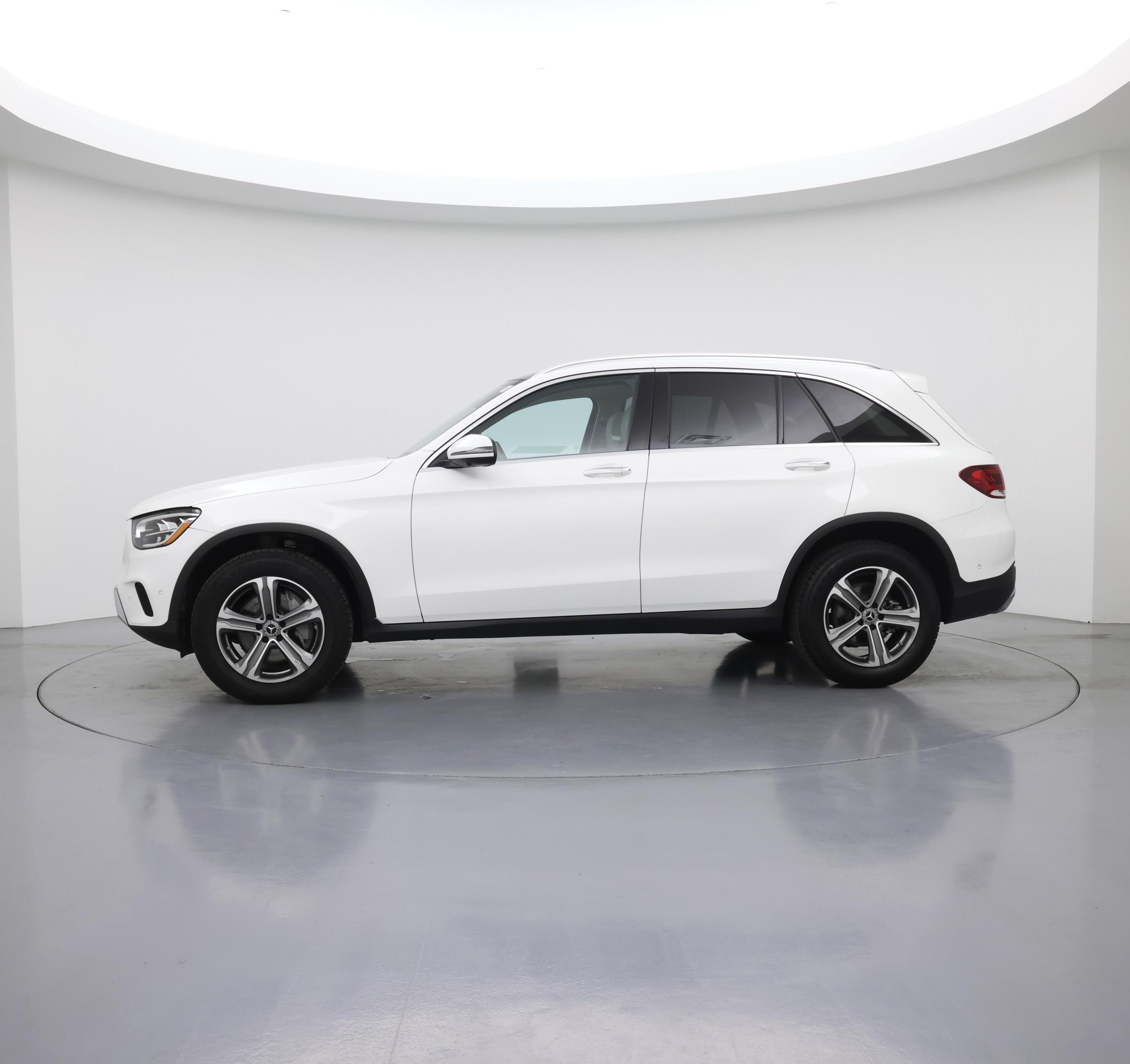 Thumbnail: 2022 Mercedes-Benz GLC - 3