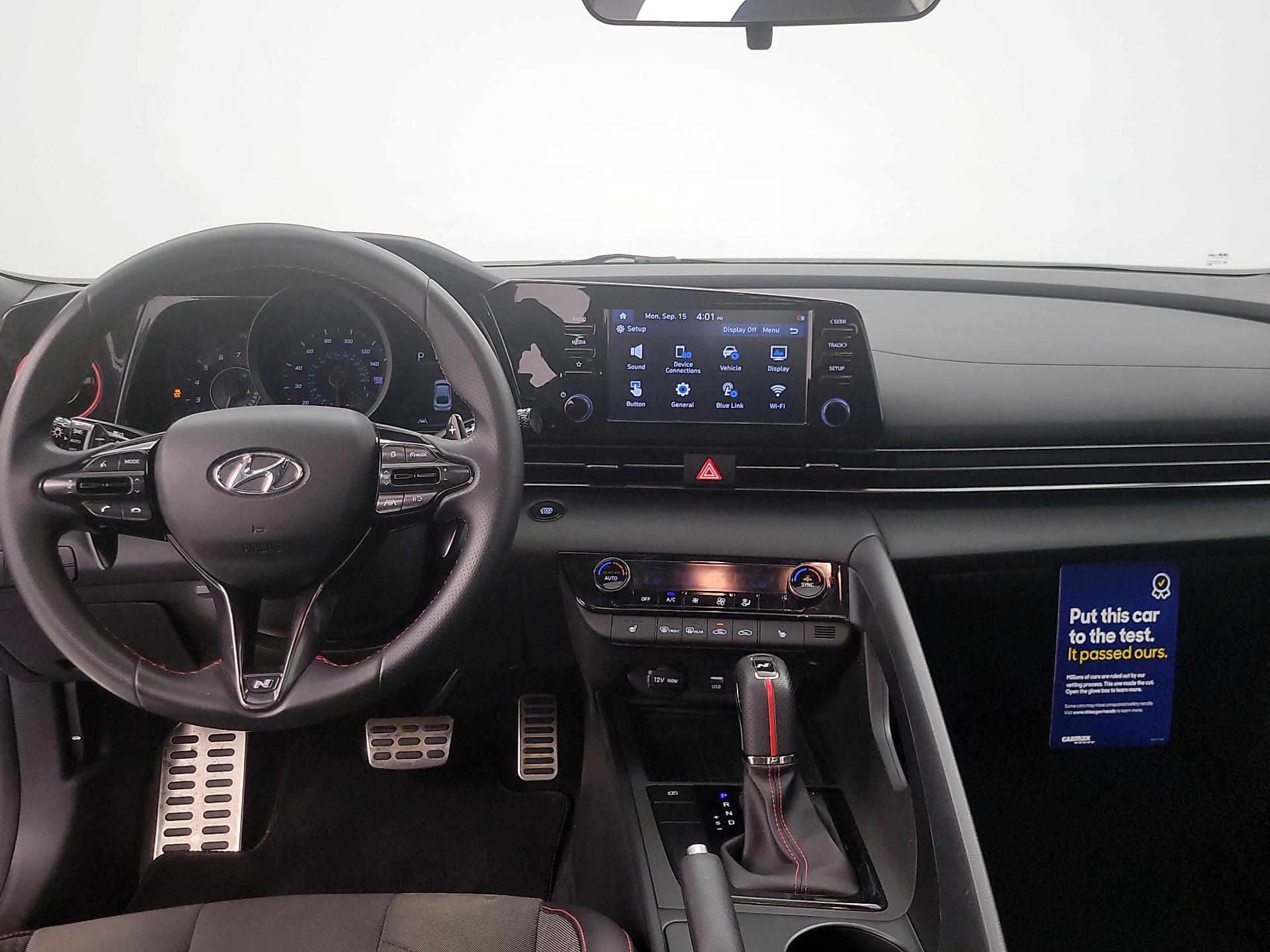 Thumbnail: 2022 Hyundai Elantra - 9