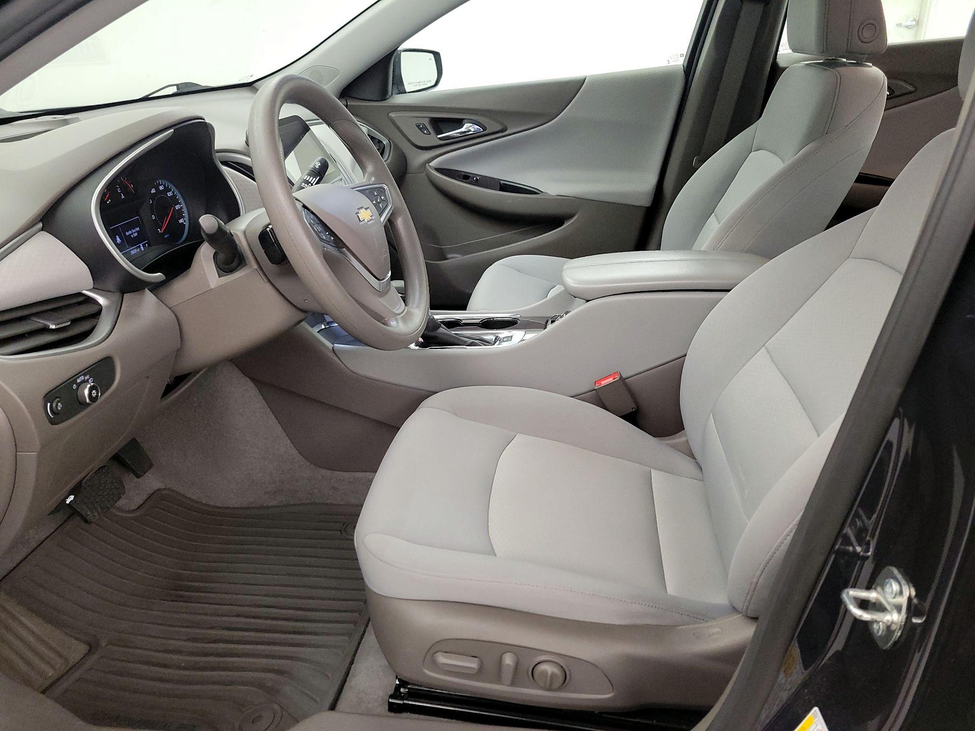 Thumbnail: 2023 Chevrolet Malibu - 11