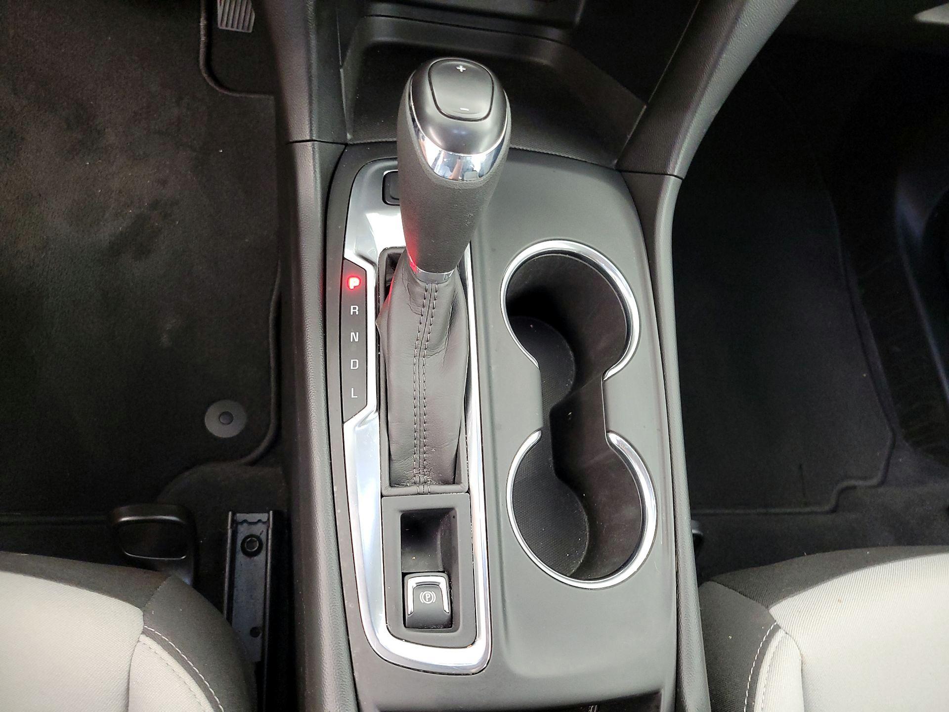 Thumbnail: 2020 Chevrolet Equinox - 17