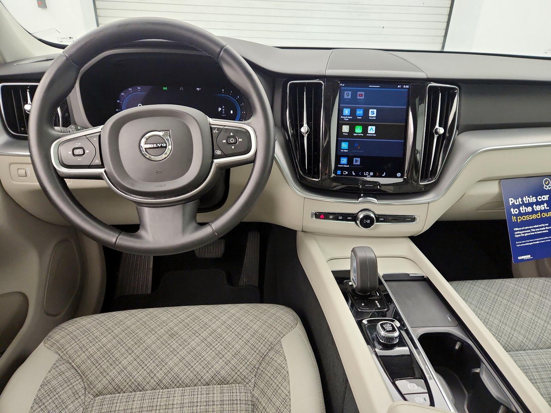 Thumbnail: 2022 Volvo XC60 - 9