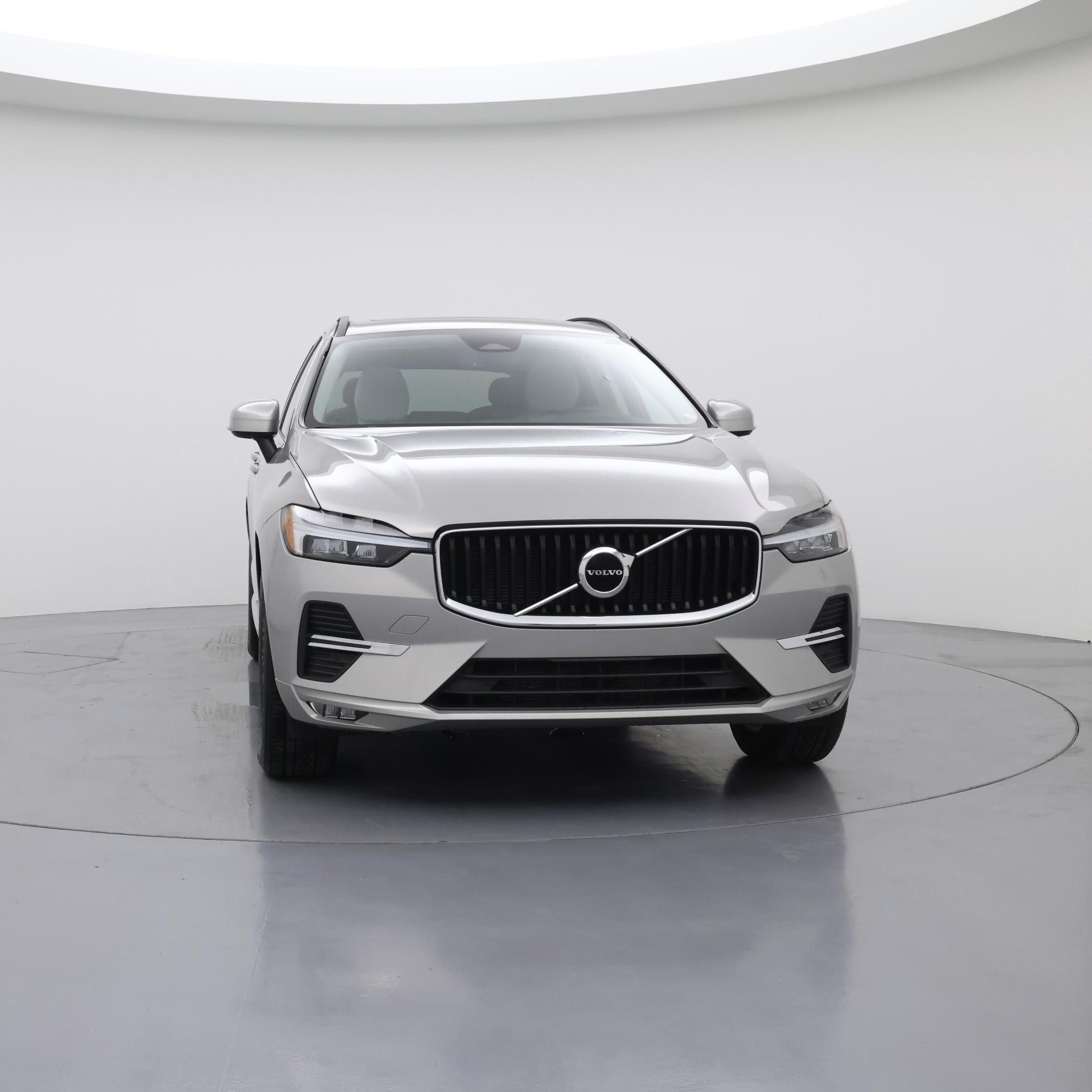 Thumbnail: 2022 Volvo XC60 - 5