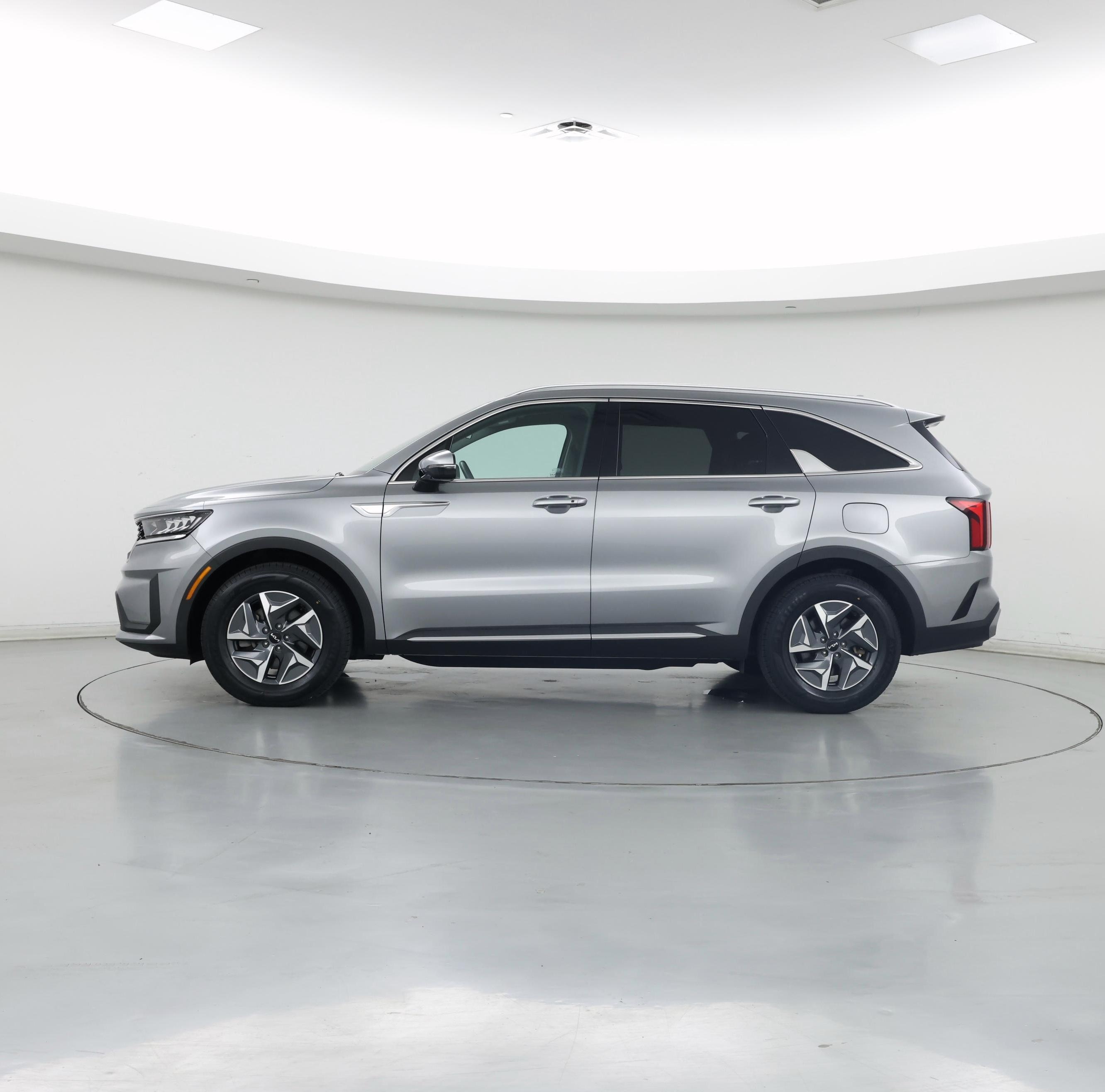 Thumbnail: 2022 Kia Sorento - 3