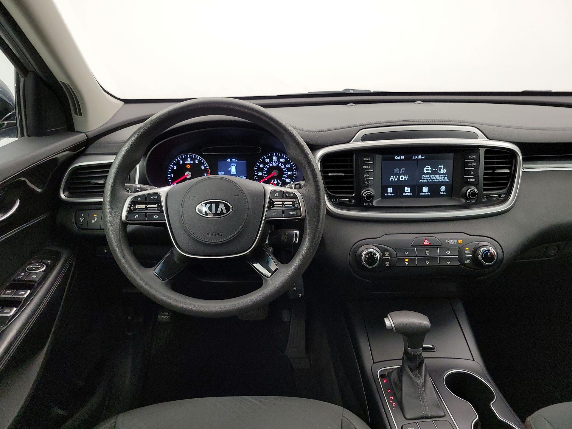 Thumbnail: 2020 Kia Sorento - 10