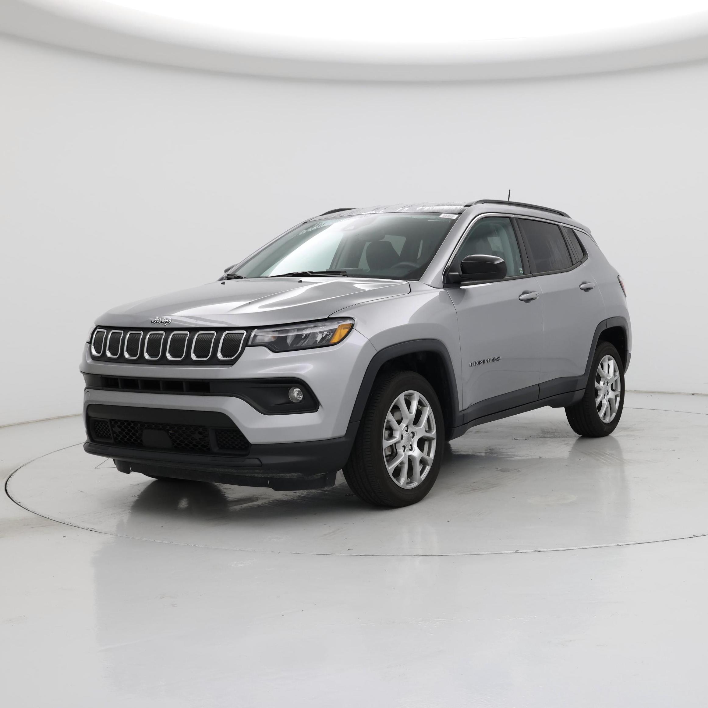 Thumbnail: 2022 Jeep Compass - 4