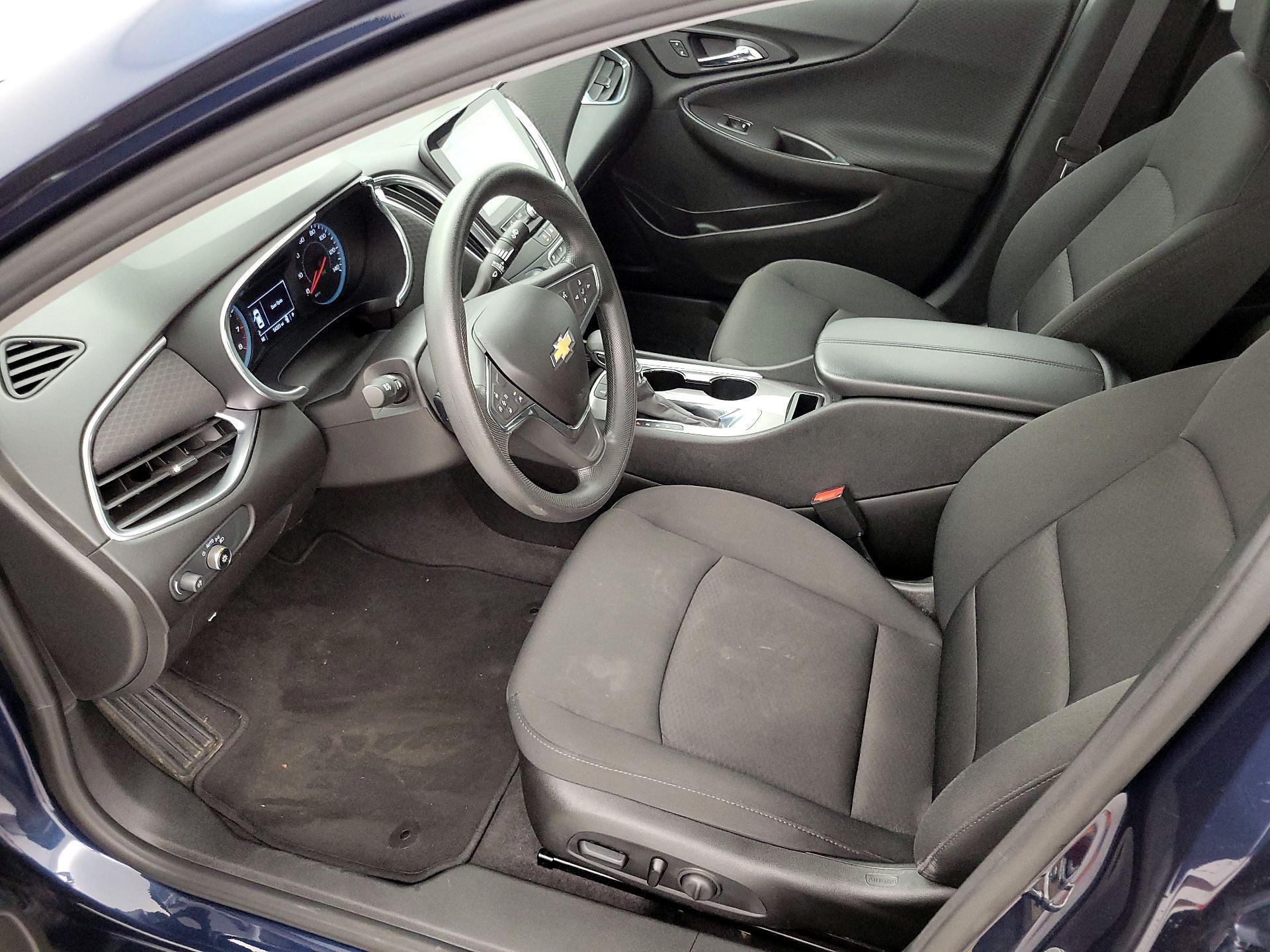 Thumbnail: 2021 Chevrolet Malibu - 11