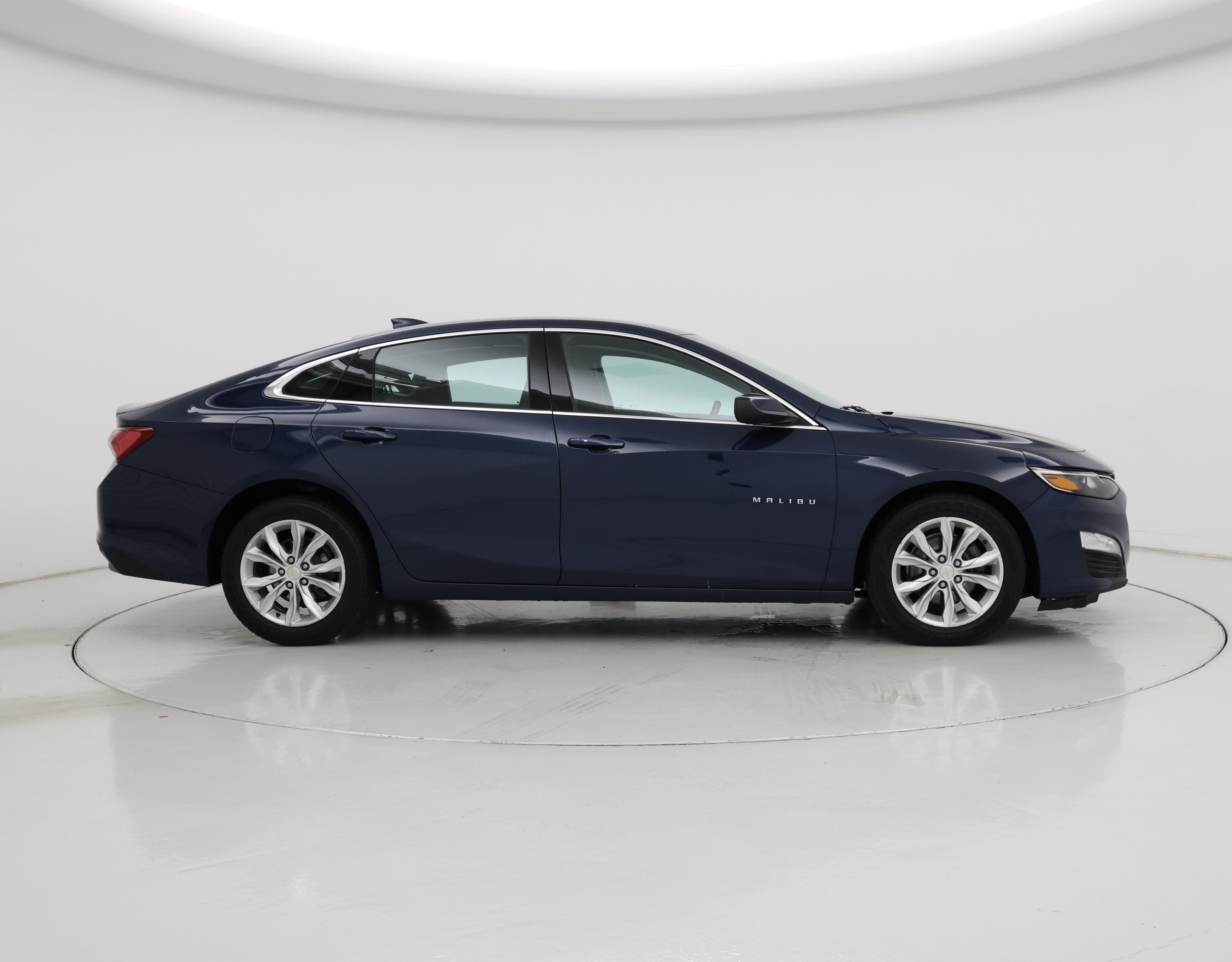 Thumbnail: 2021 Chevrolet Malibu - 7