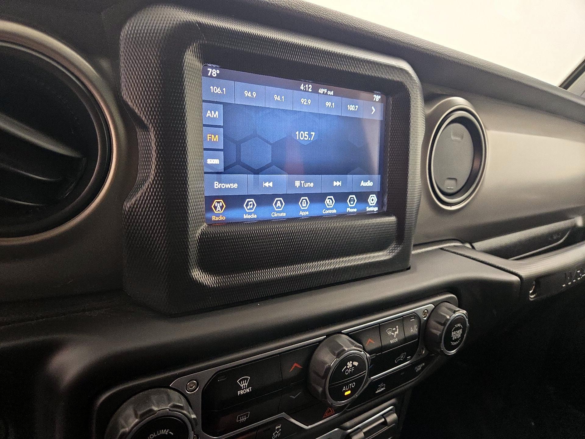 Thumbnail: 2021 Jeep Wrangler - 15