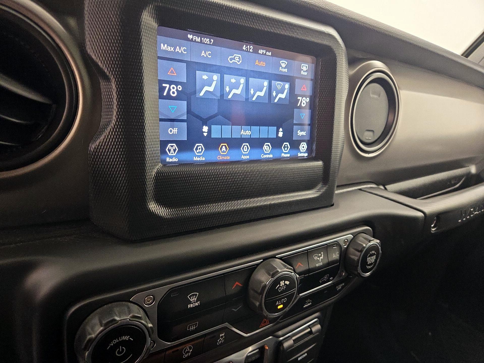 Thumbnail: 2021 Jeep Wrangler - 16