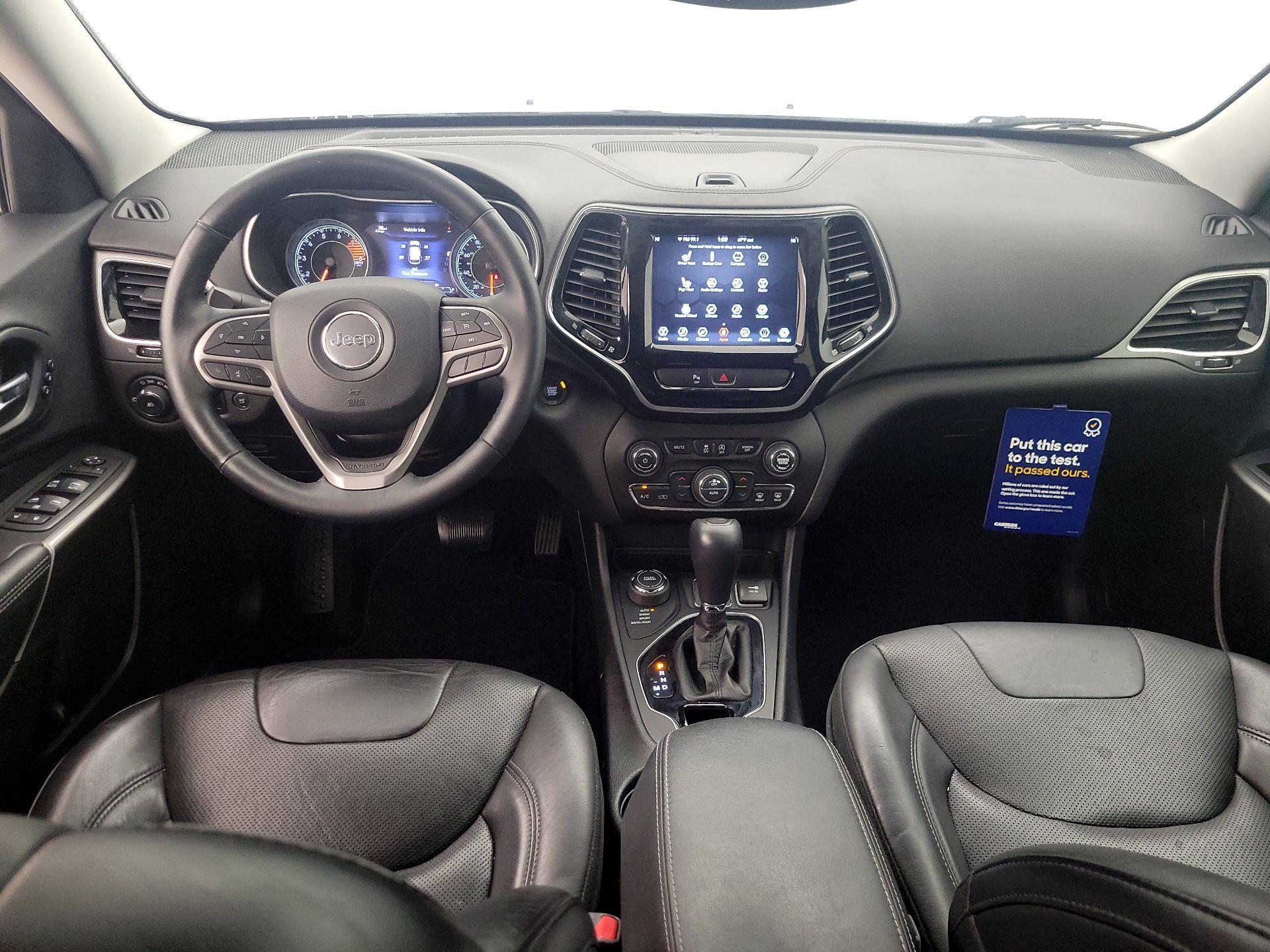 Thumbnail: 2019 Jeep Cherokee - 9