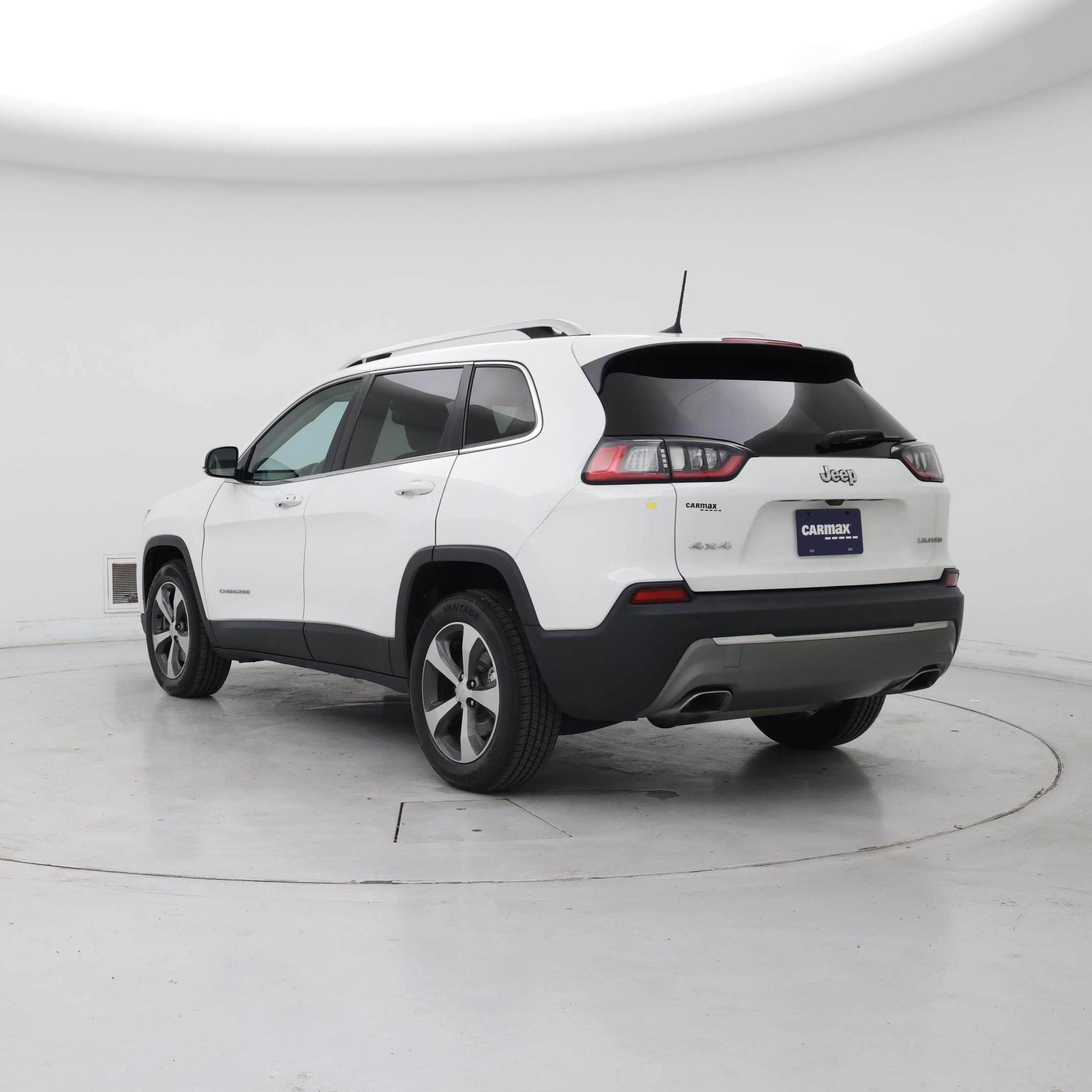 Thumbnail: 2019 Jeep Cherokee - 2