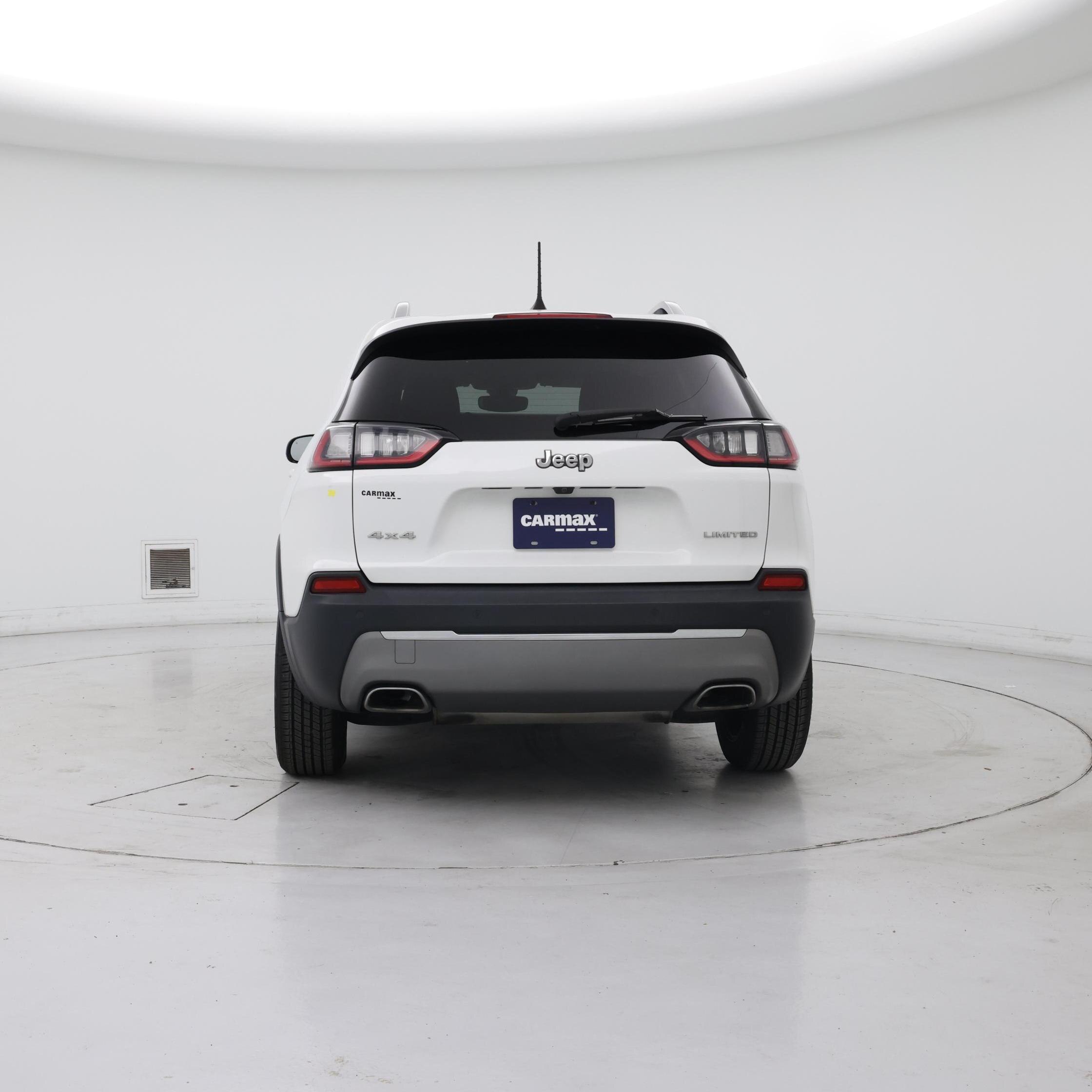 Thumbnail: 2019 Jeep Cherokee - 6