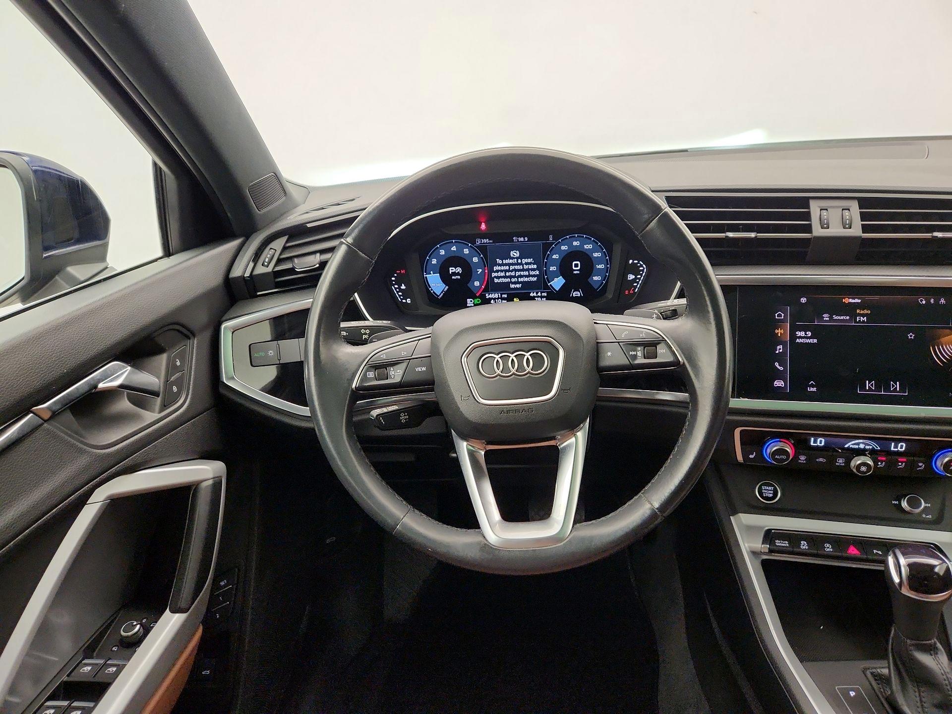 Thumbnail: 2022 Audi Q3 - 10