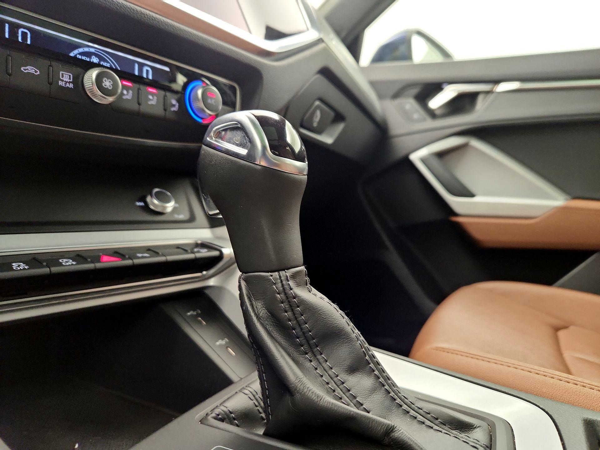 Thumbnail: 2022 Audi Q3 - 17