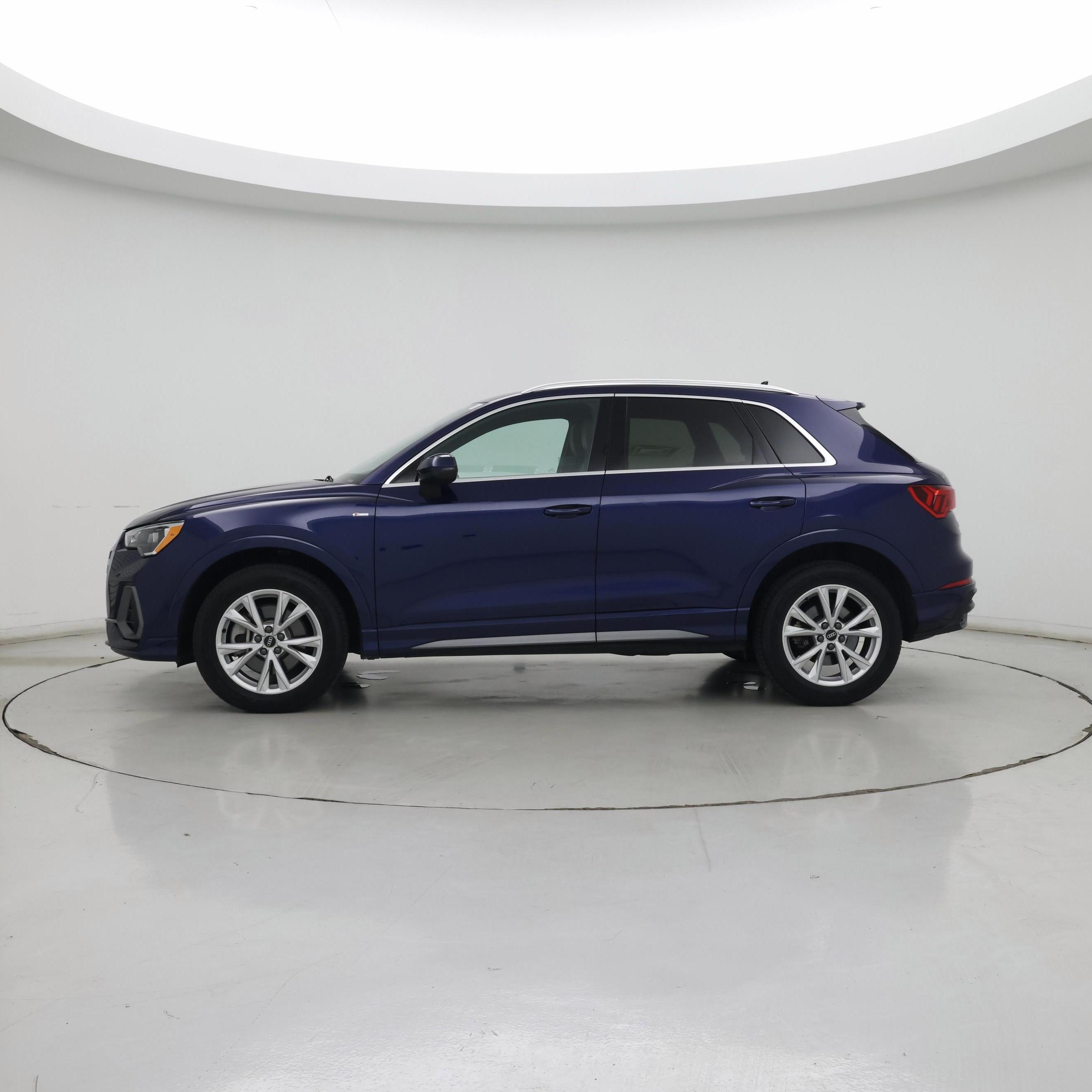 Thumbnail: 2022 Audi Q3 - 3