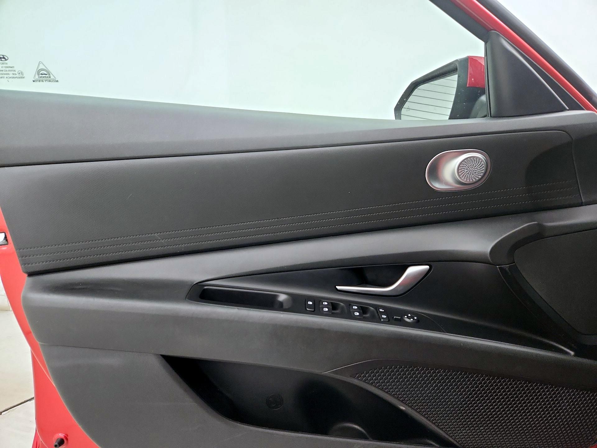 Thumbnail: 2023 Hyundai Elantra - 12