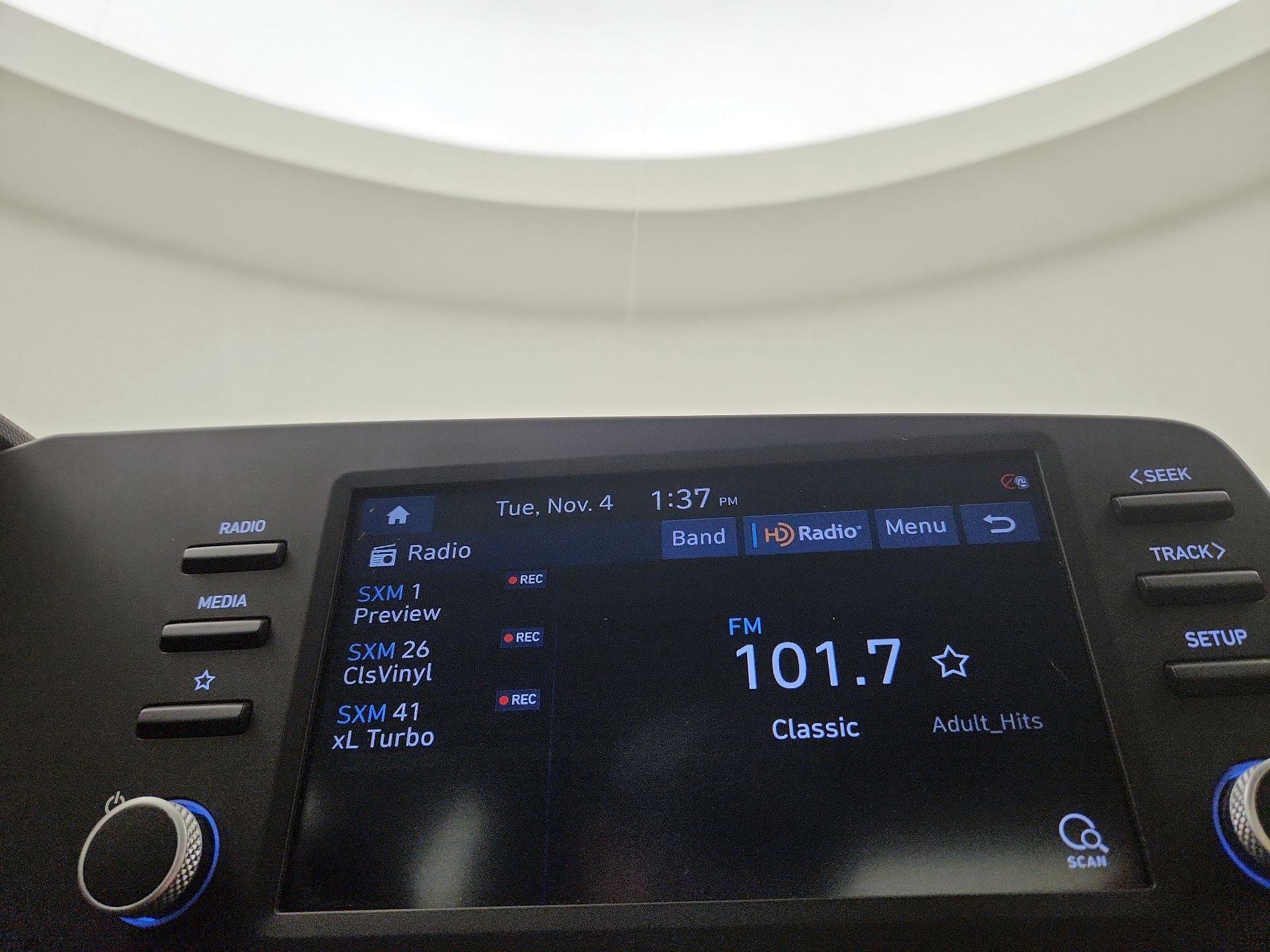 Thumbnail: 2023 Hyundai Elantra - 15