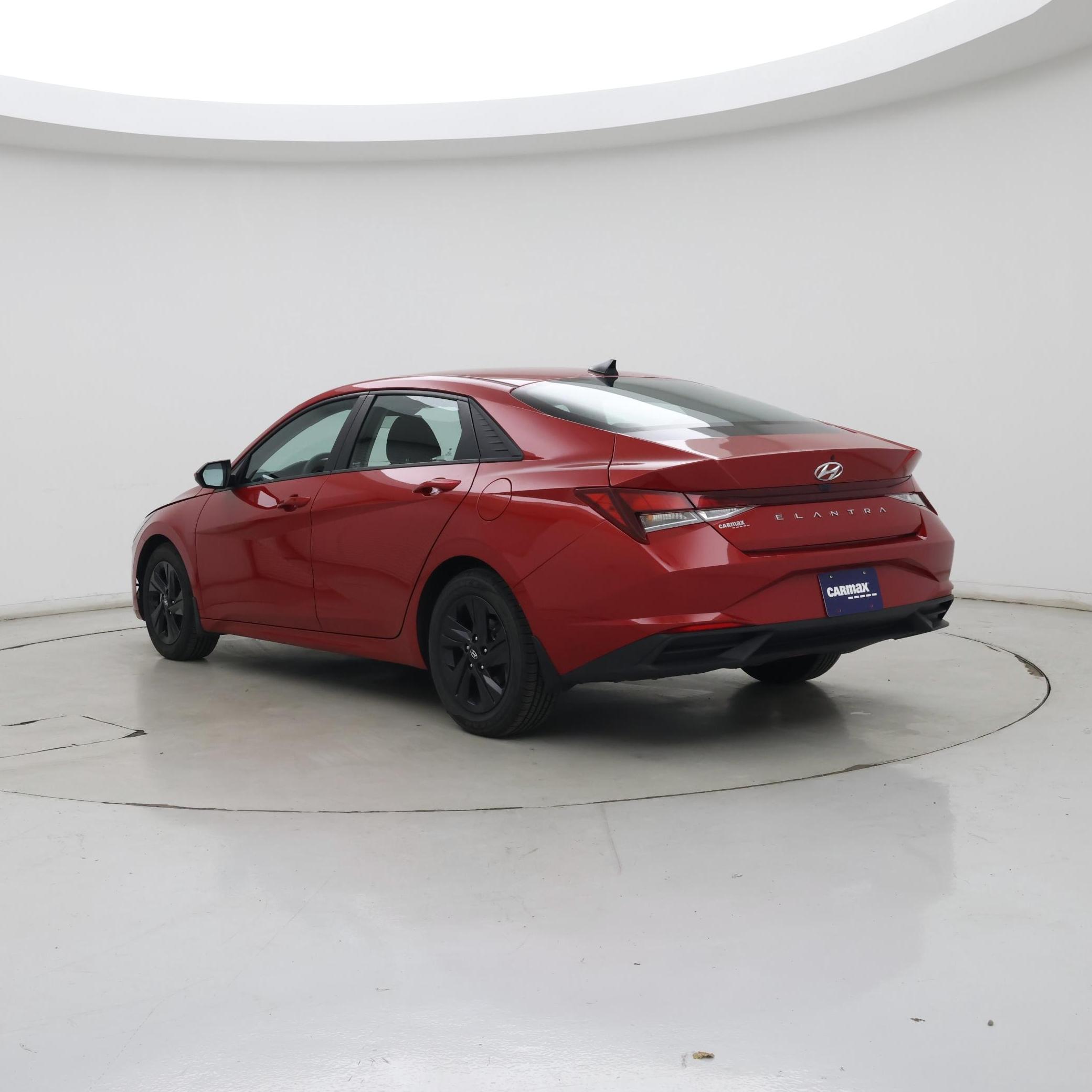 Thumbnail: 2023 Hyundai Elantra - 2