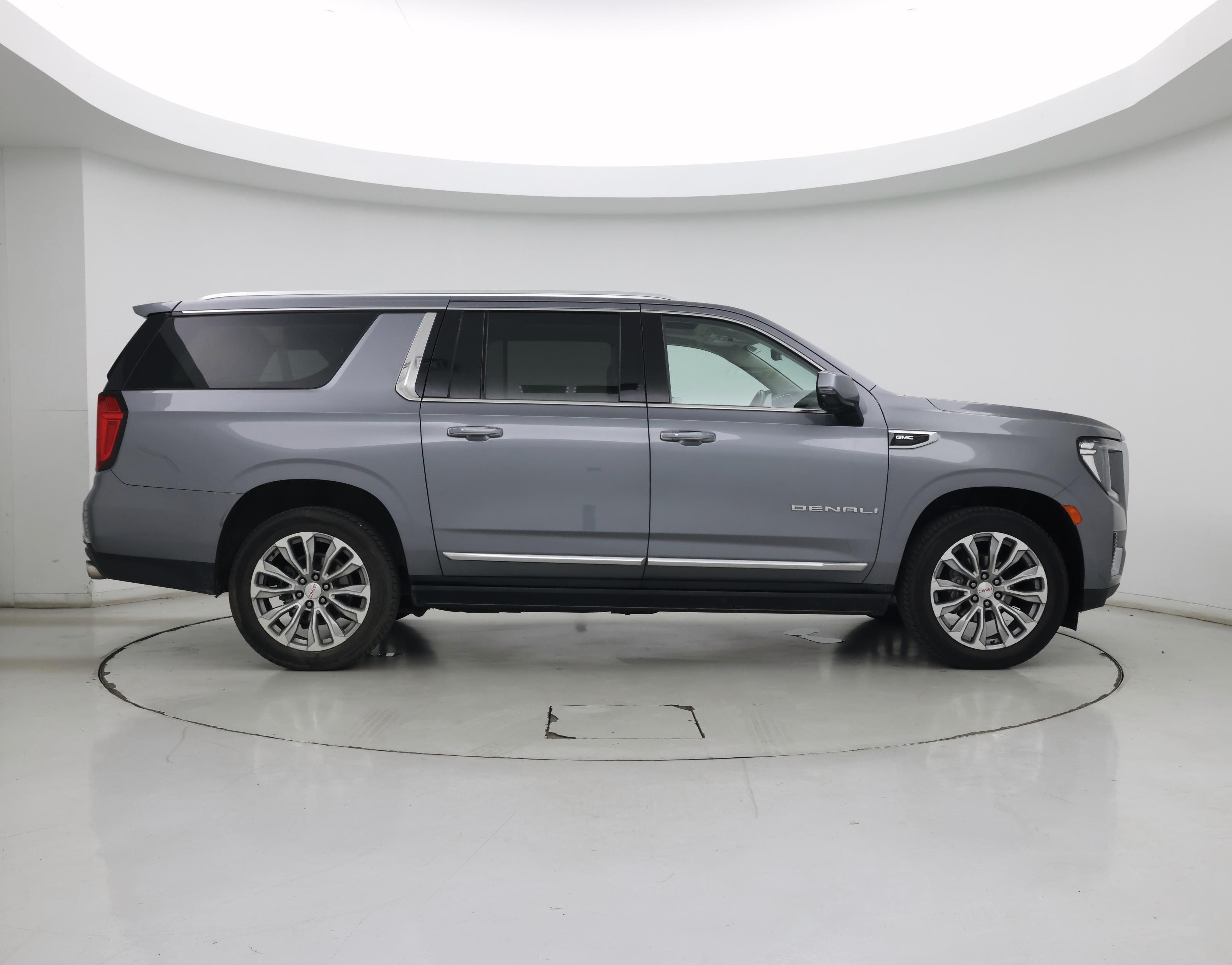 Thumbnail: 2021 GMC Yukon XL - 7