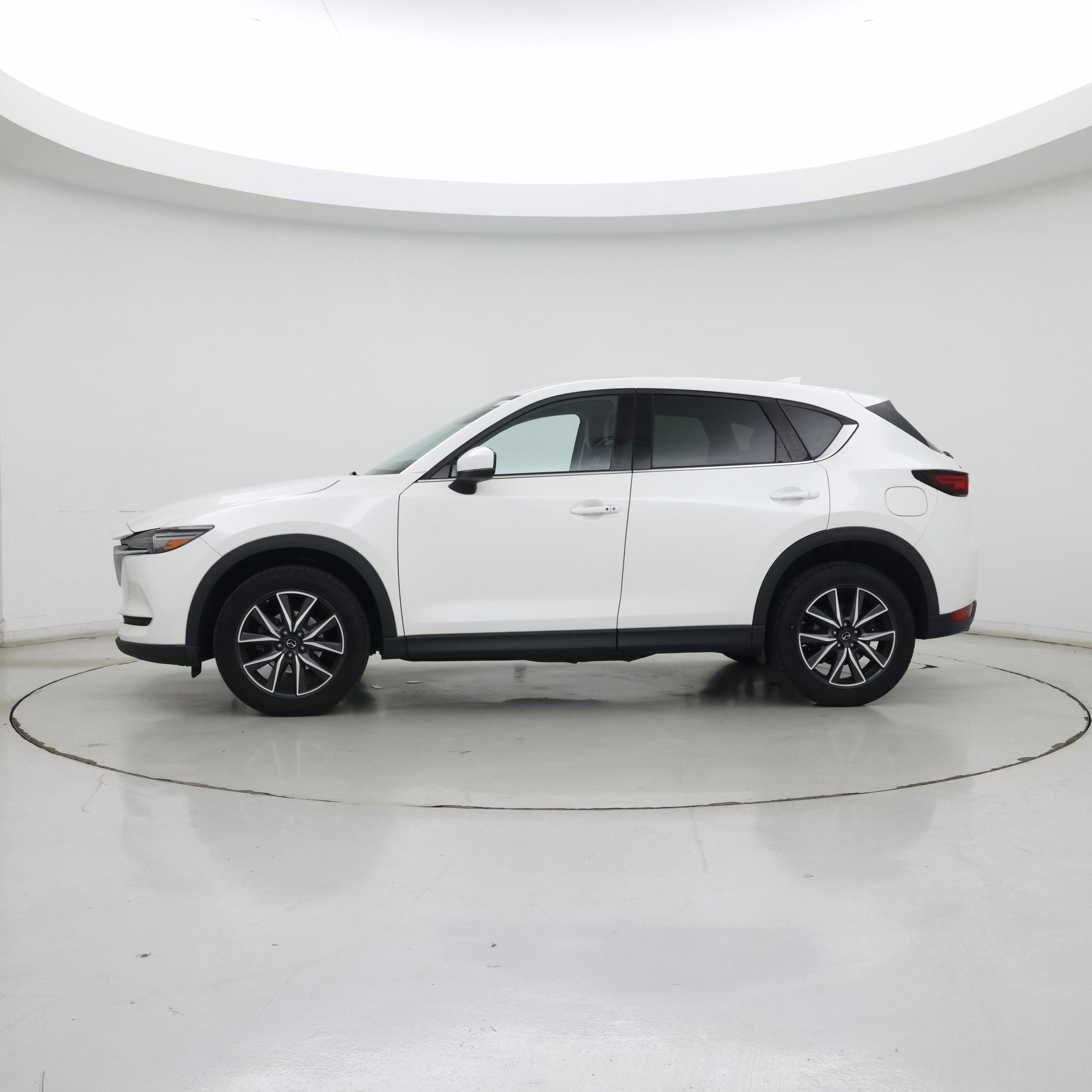Thumbnail: 2017 Mazda CX-5 - 3