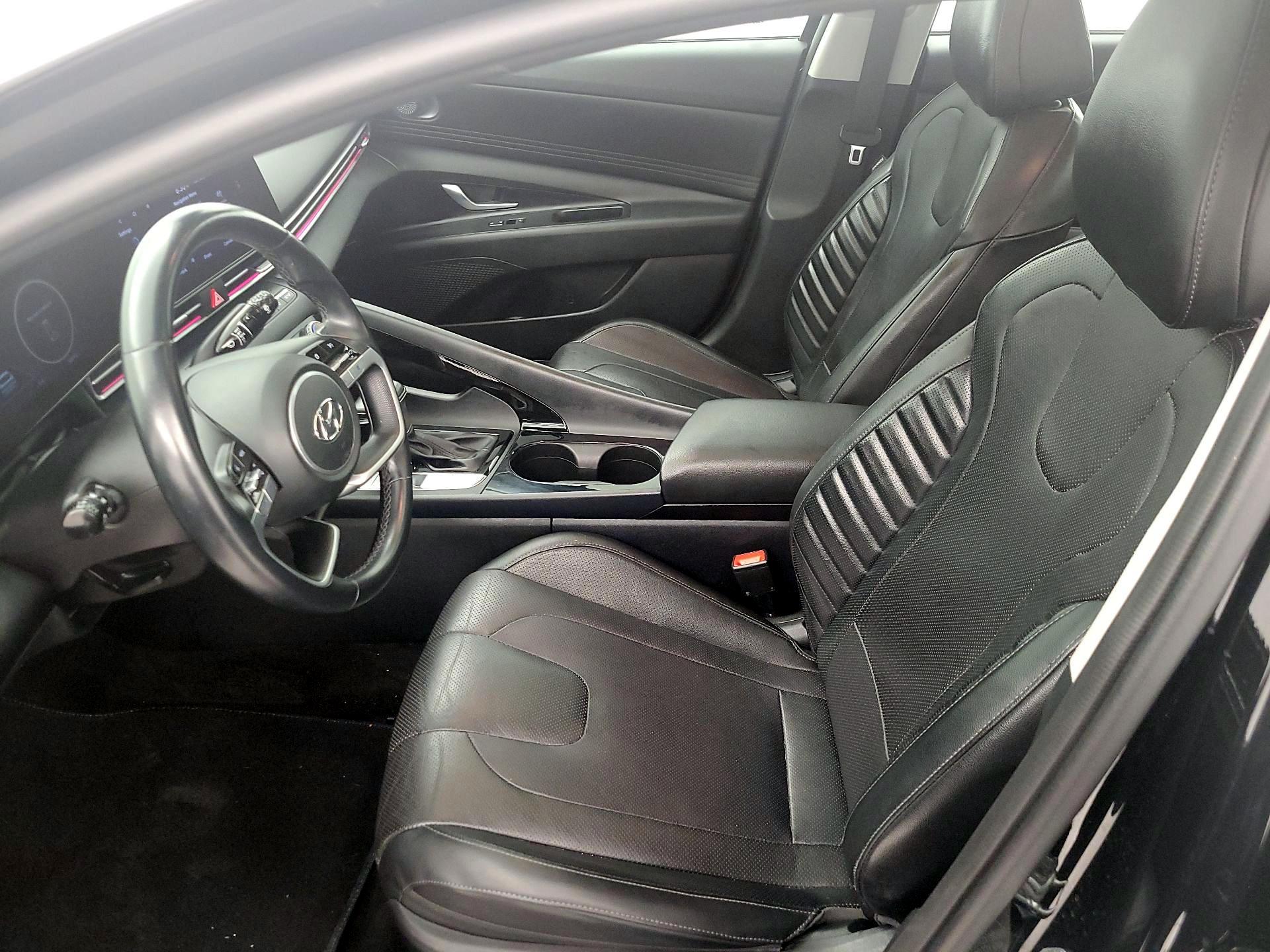 Thumbnail: 2021 Hyundai Elantra - 11